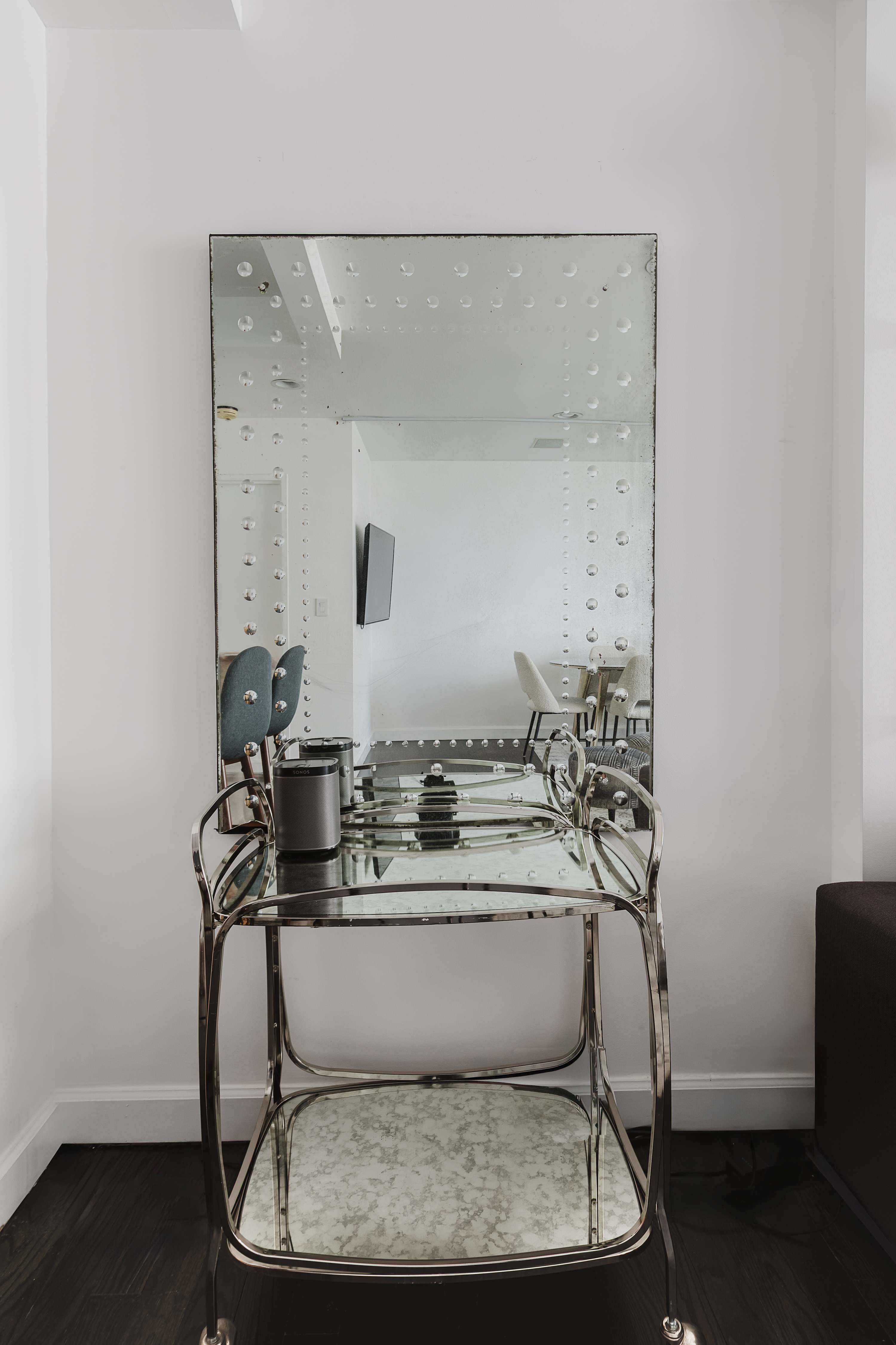 The Diplomat #4 - Boutique Designer Penthouse — photo 7