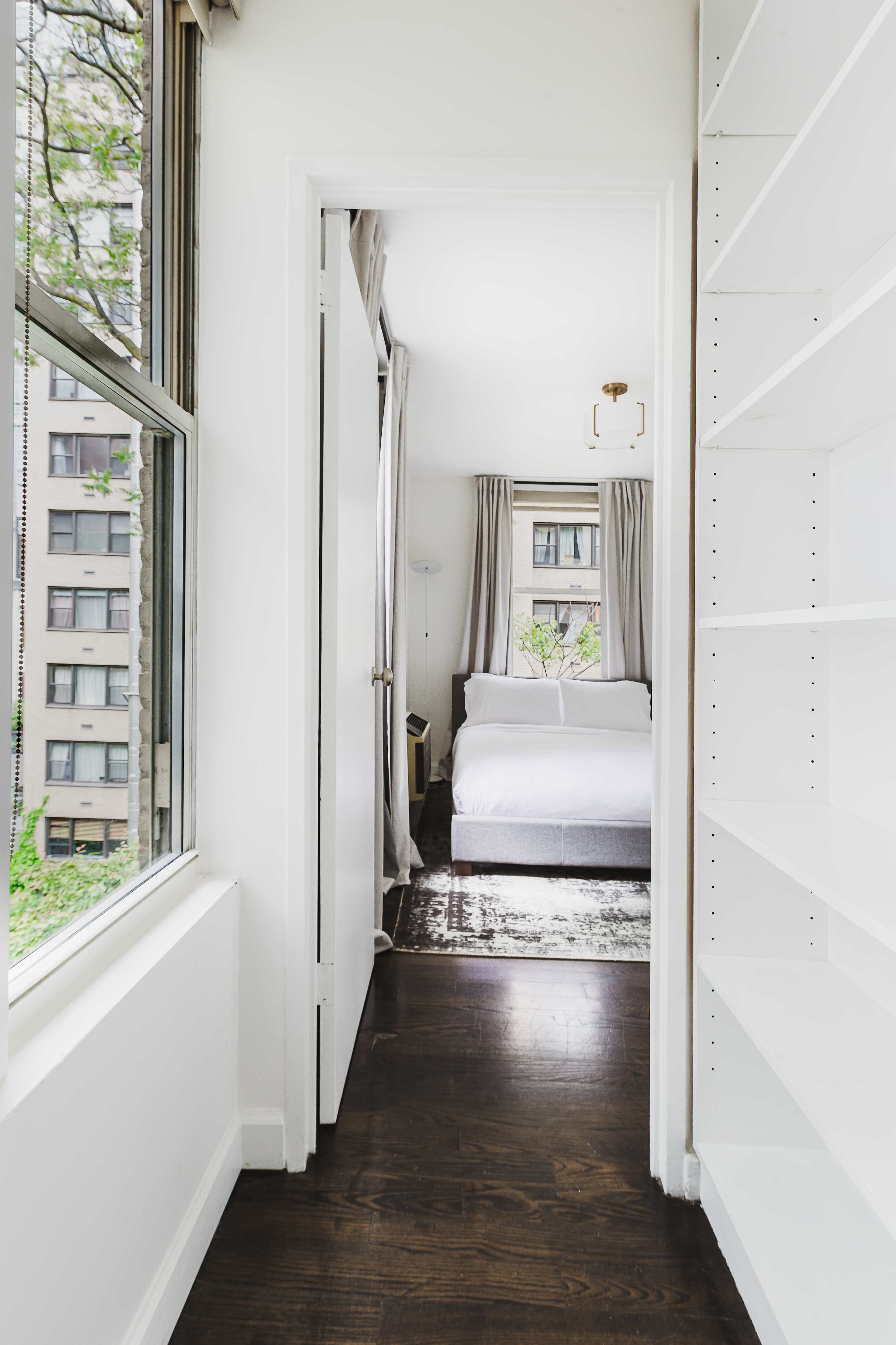 The Diplomat #4 - Boutique Designer Penthouse — photo 18