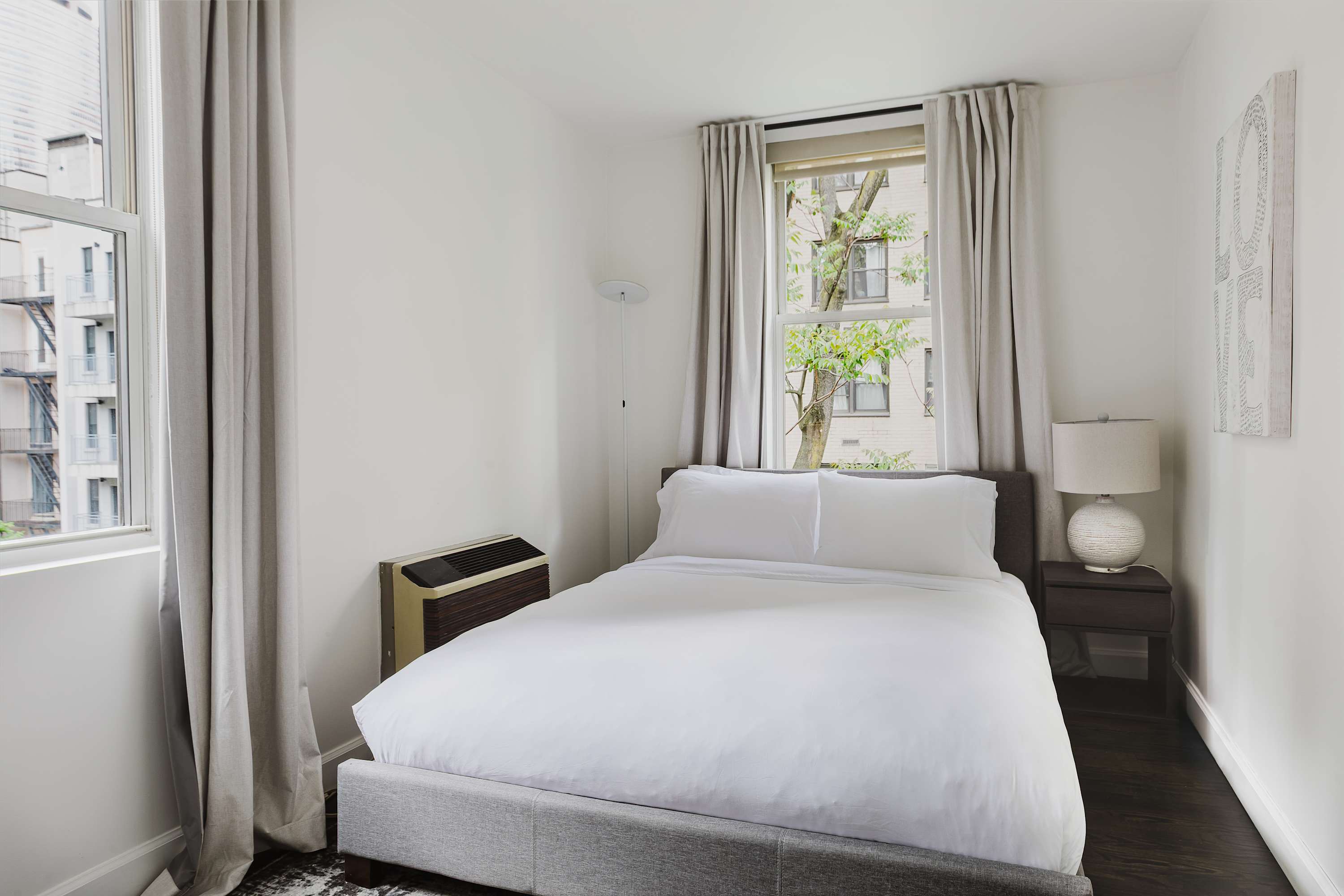The Diplomat #4 - Boutique Designer Penthouse — photo 20
