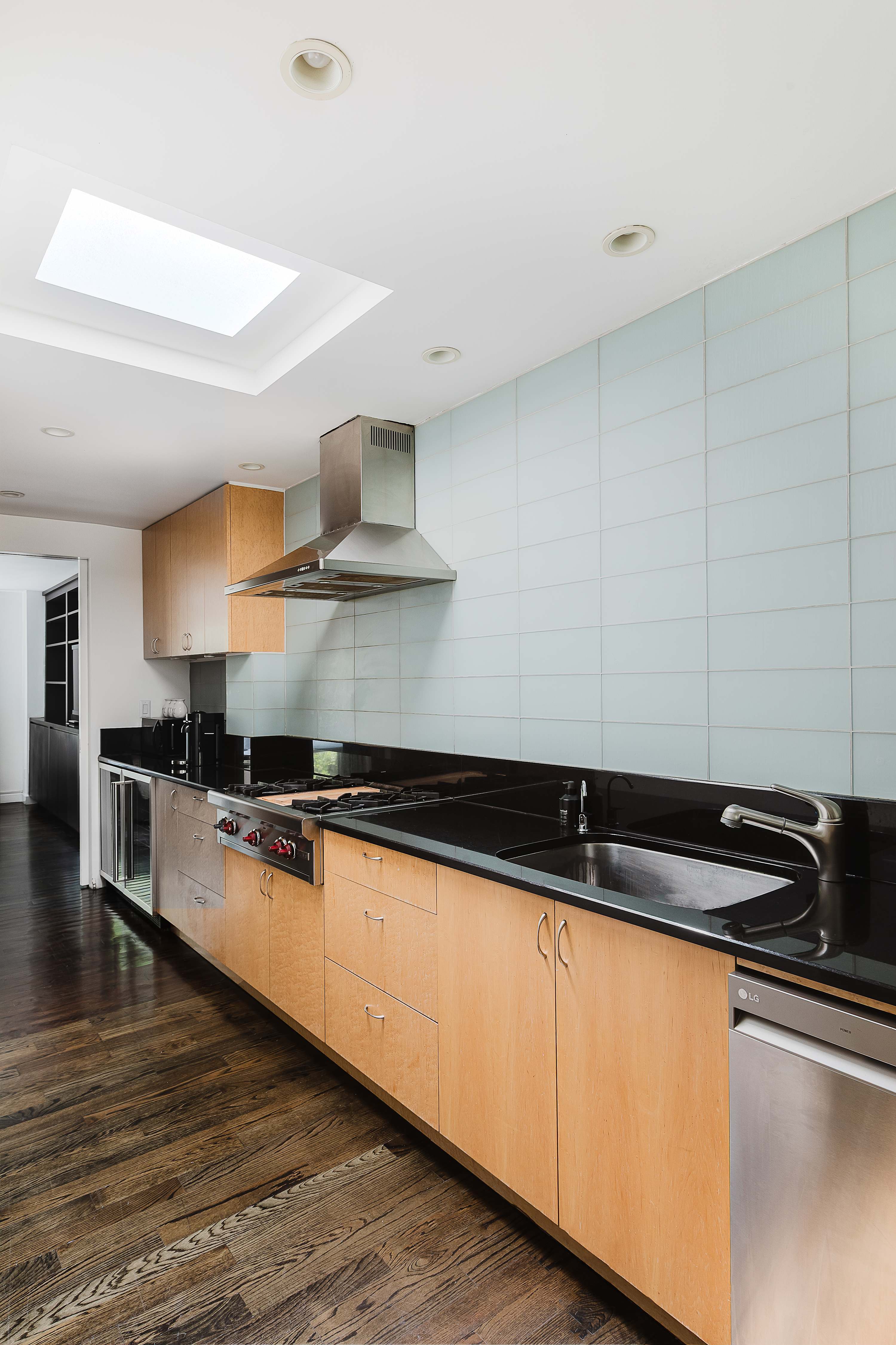 The Diplomat #4 - Boutique Designer Penthouse — photo 10