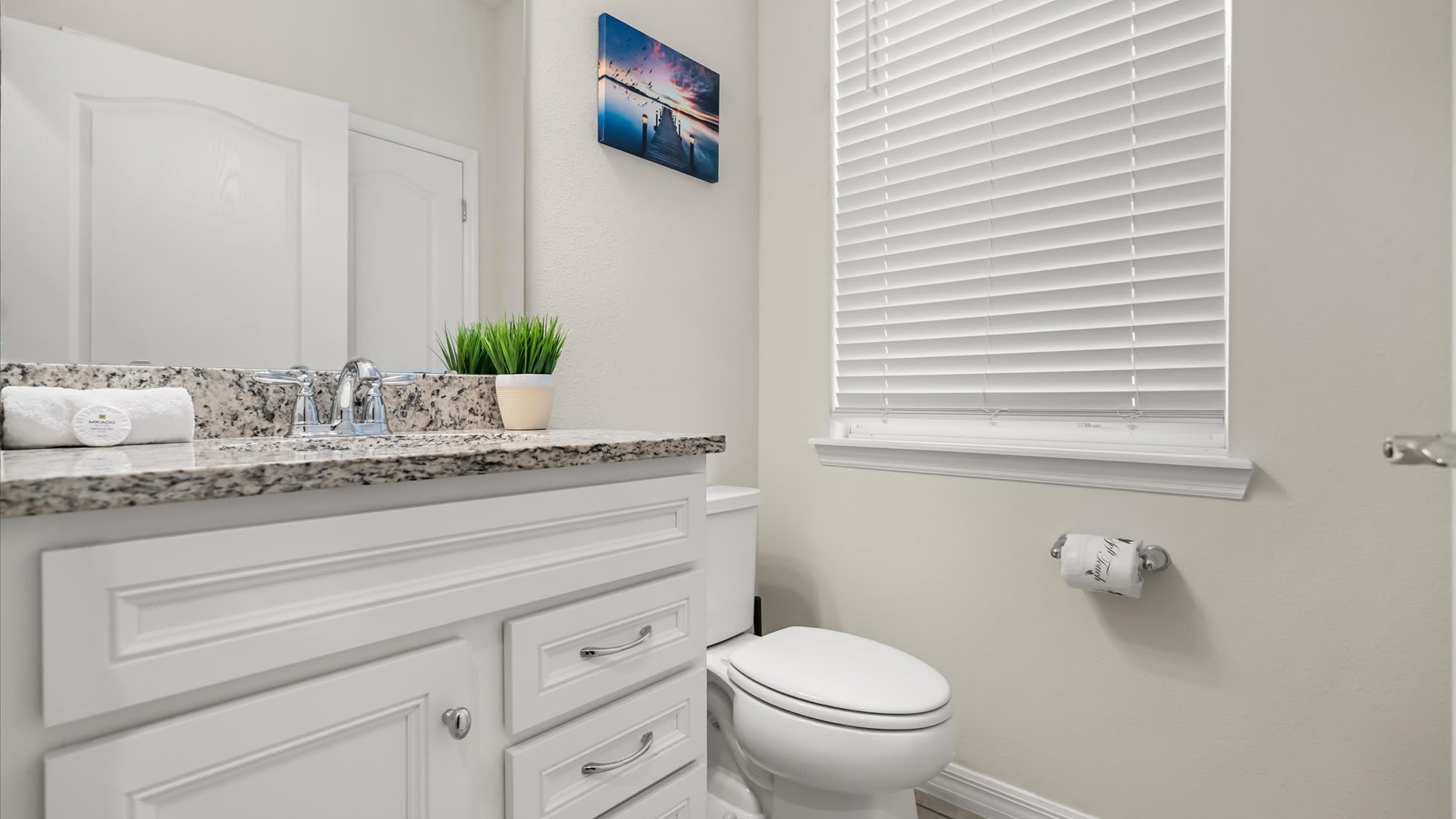 Half Bathroom for Guests on the Ground Floor.