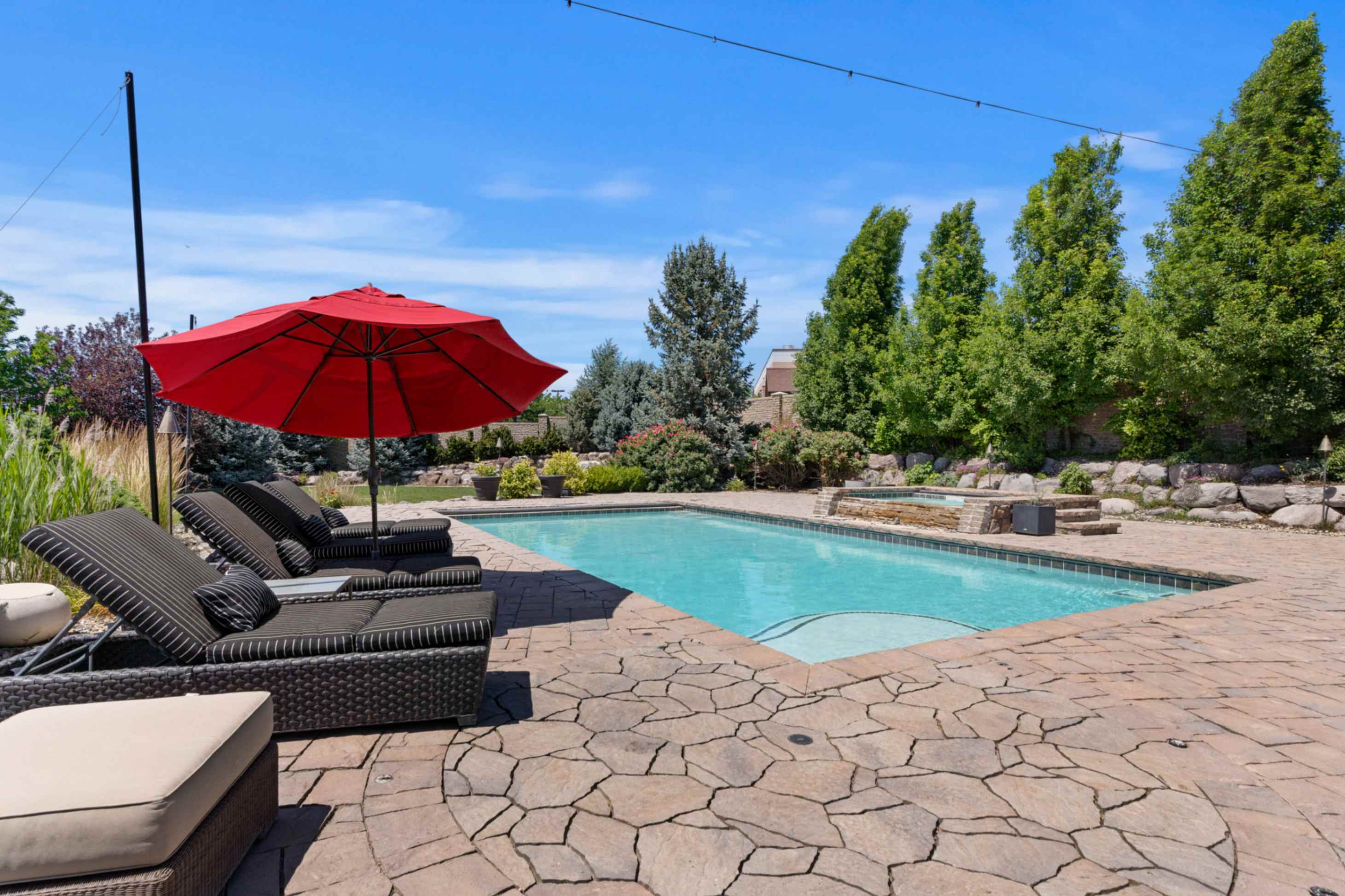 Swimming Pool & Hot Tub