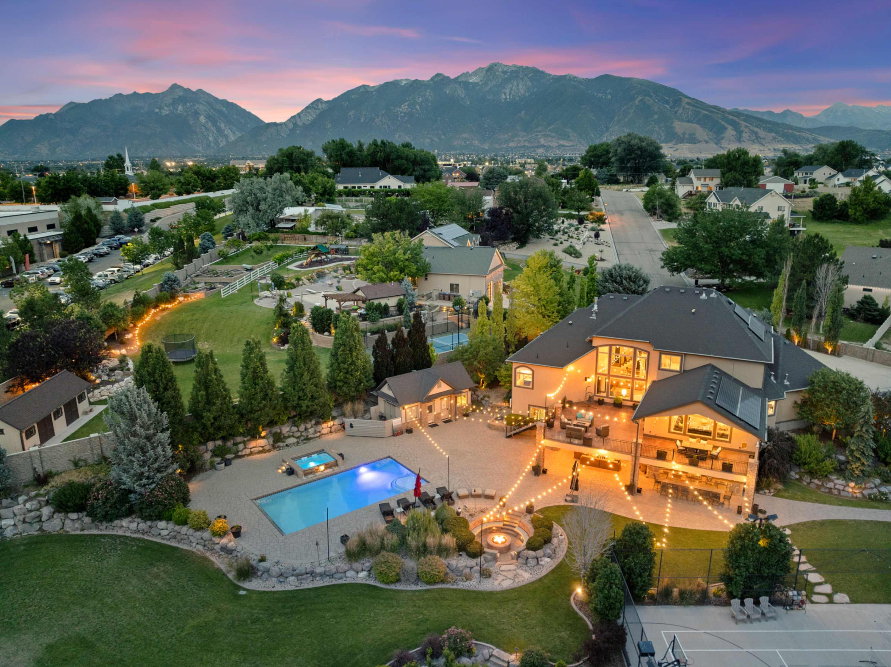 Aerial view of back yard