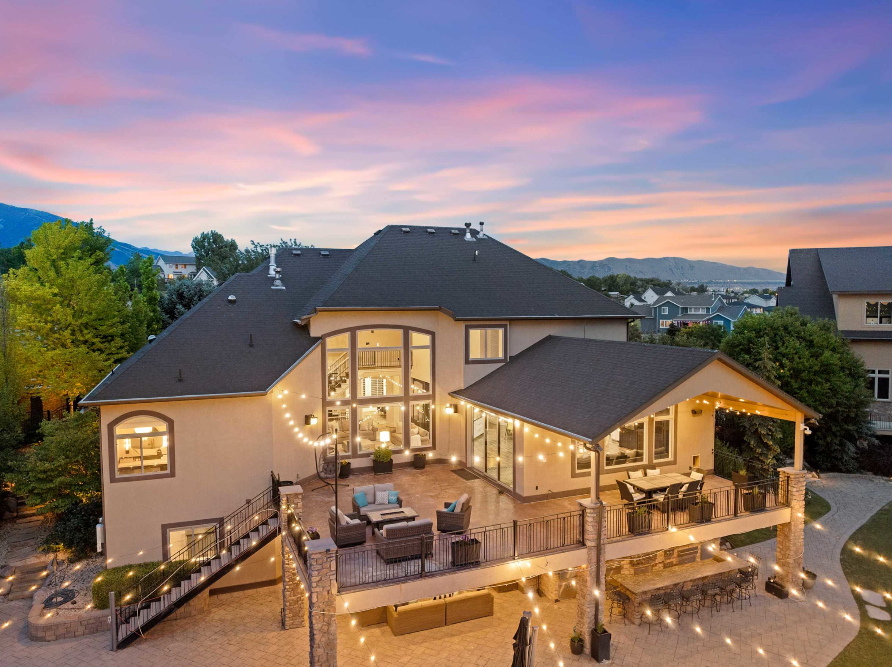 Aerial view of back yard