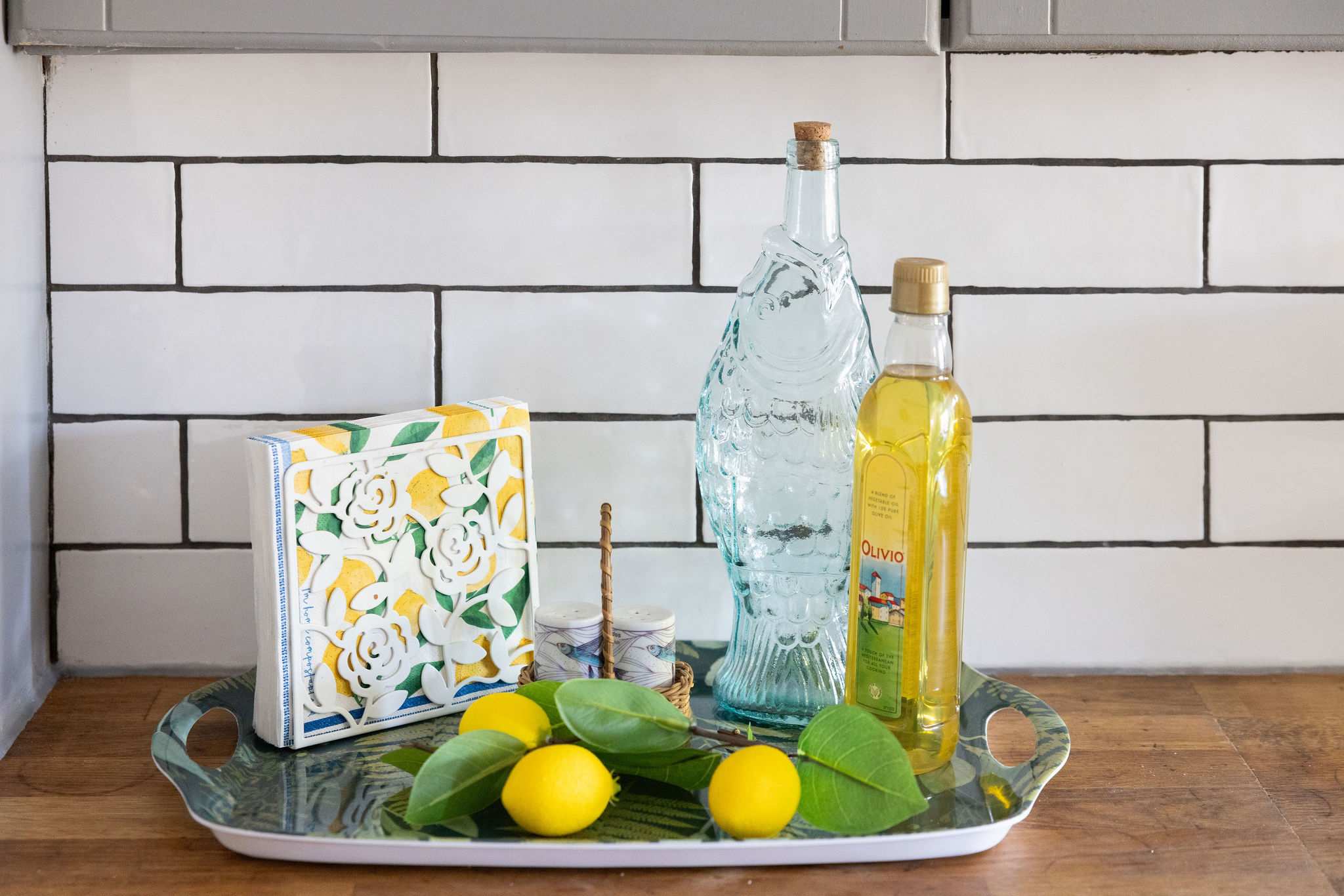 A little tray of kitchen necessity's!