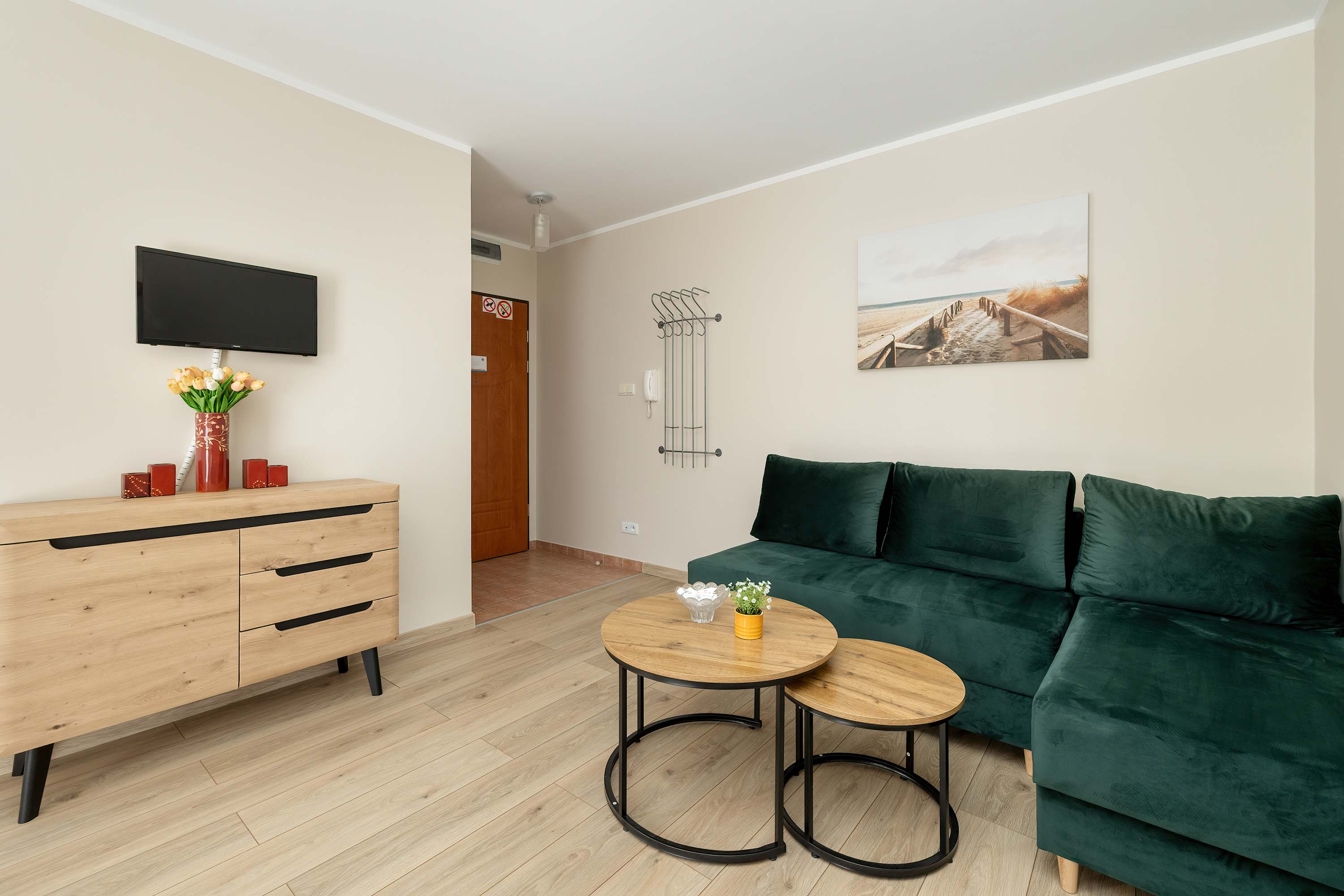 Żeromskiego 12 Handwit | Świnoujście | Stylish Beige Apartment | Parking — Świnoujście, Województwo zachodniopomorskie — vacation rental
