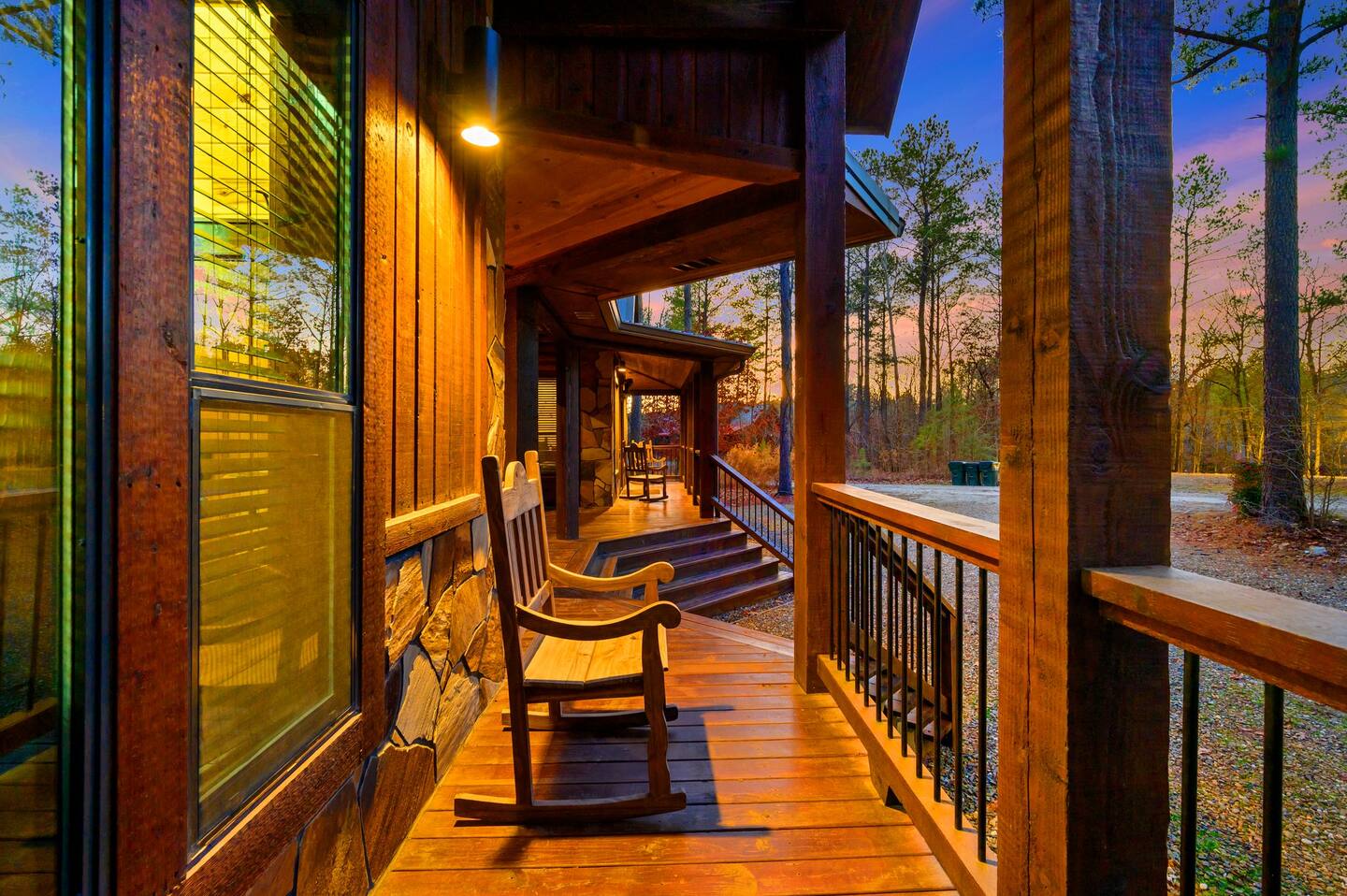 The Great Escape! 4BR w Game Room - Hot Tub - Sleeps 12