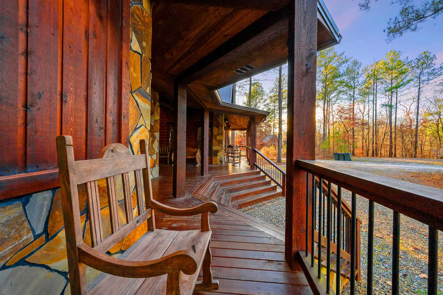 The Great Escape! 4BR w Game Room - Hot Tub - Sleeps 12
