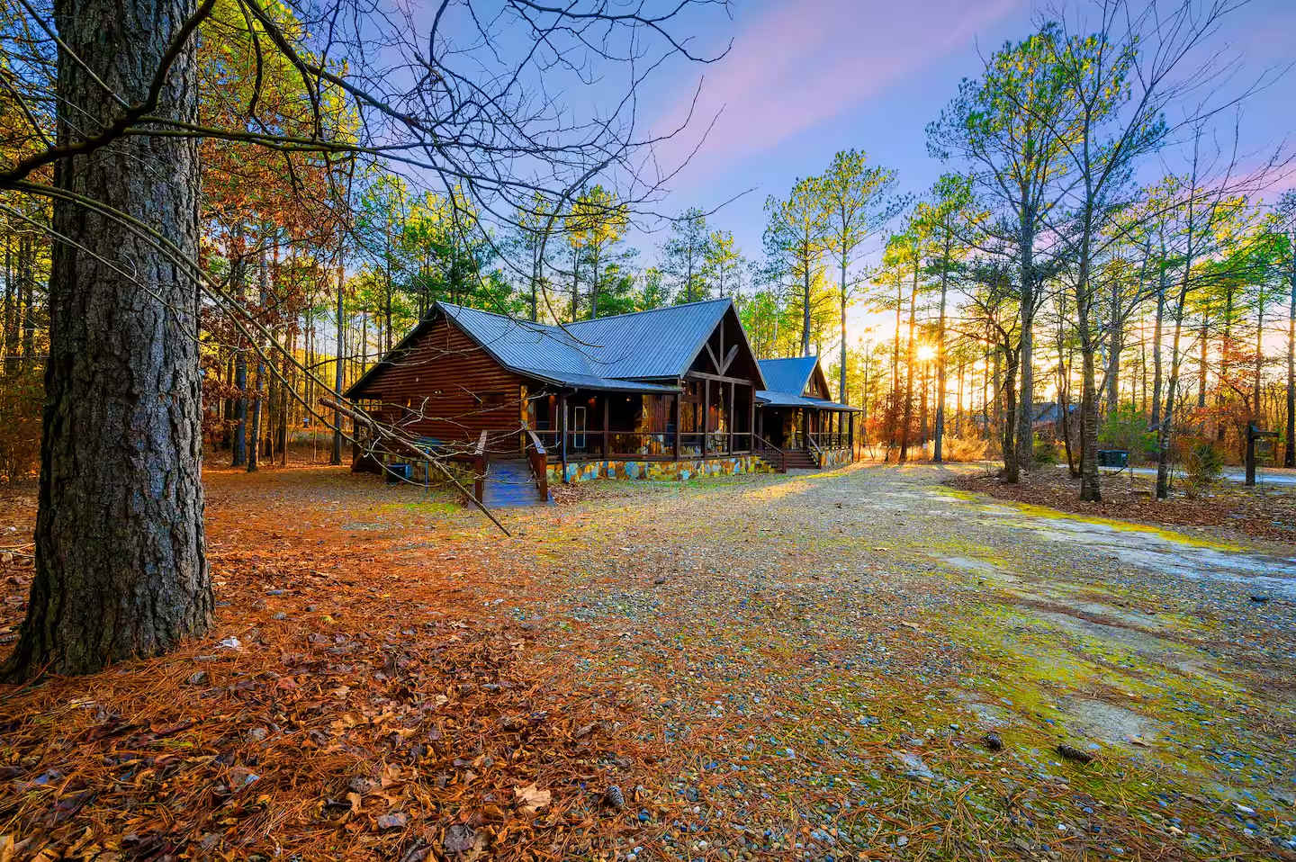 The Great Escape! 4BR w Game Room - Hot Tub - Sleeps 12