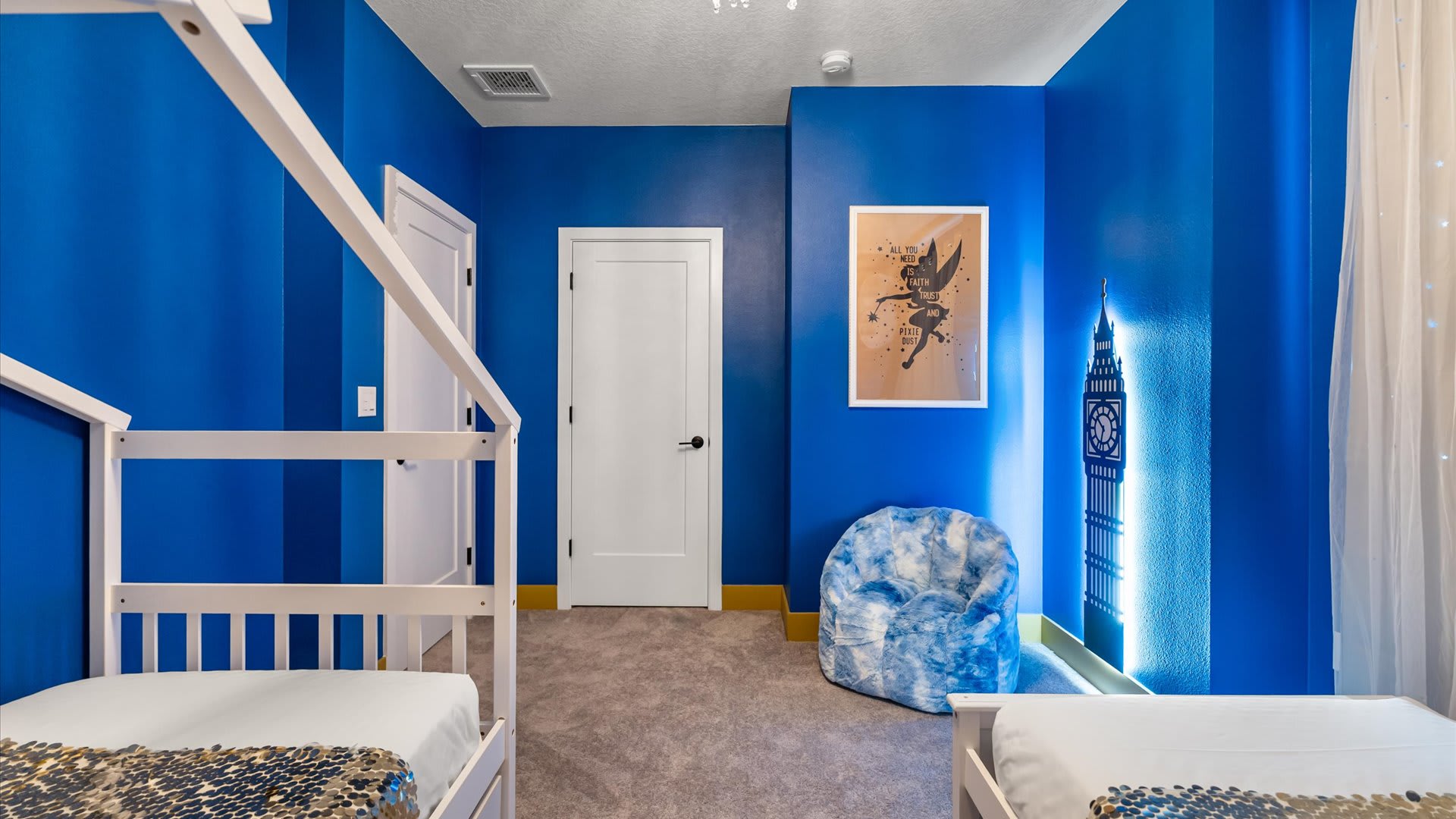 Hogwarts Themed Bedroom 