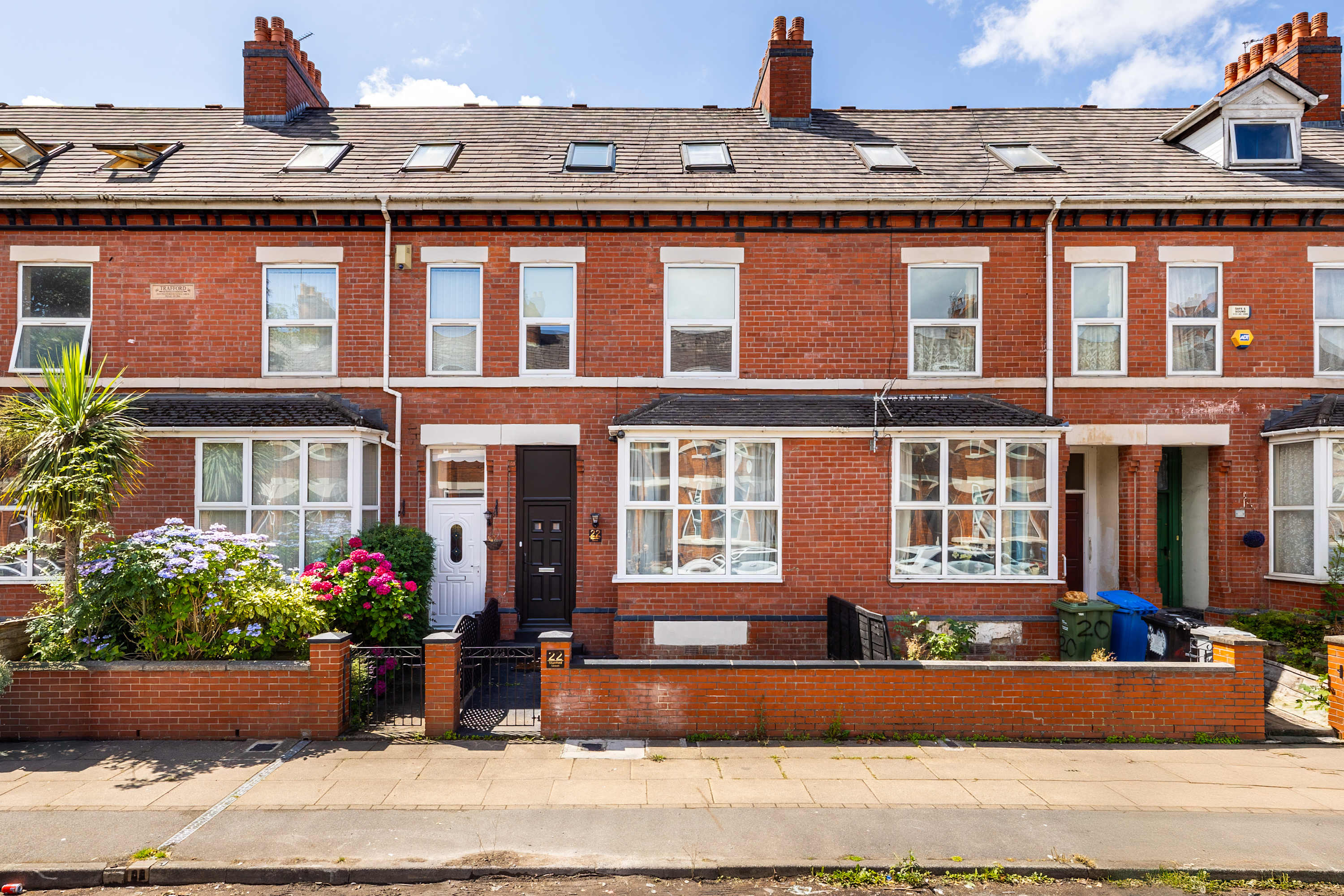 Sleeps 14 The Old Trafford Zen by Genesis Living in Stamford Street 22 M16 9JQ - Property image 66 - VivreStays