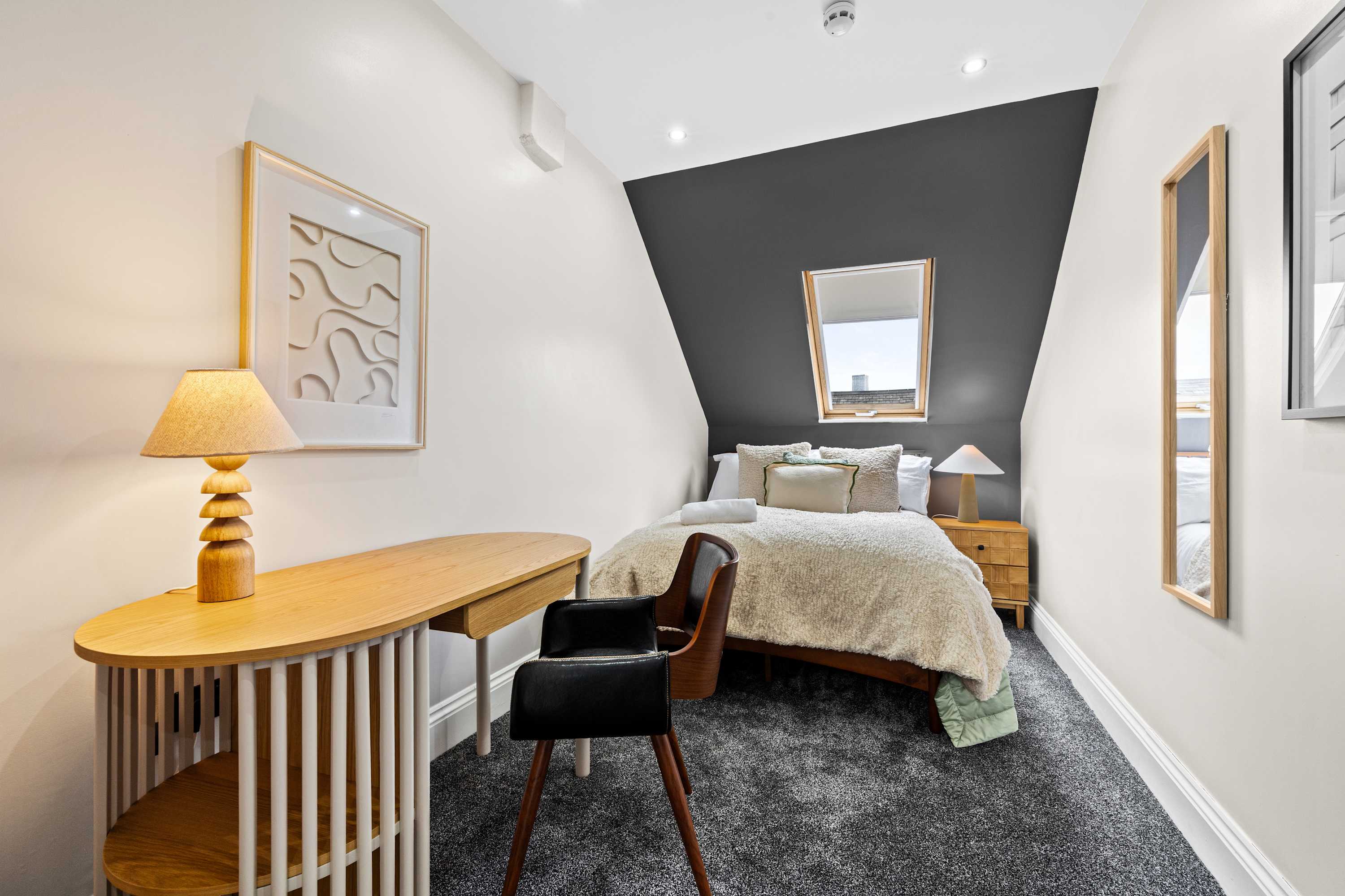 Sleeps 14 The Old Trafford Zen by Genesis Living in Stamford Street 22 M16 9JQ - Property image 84 - VivreStays