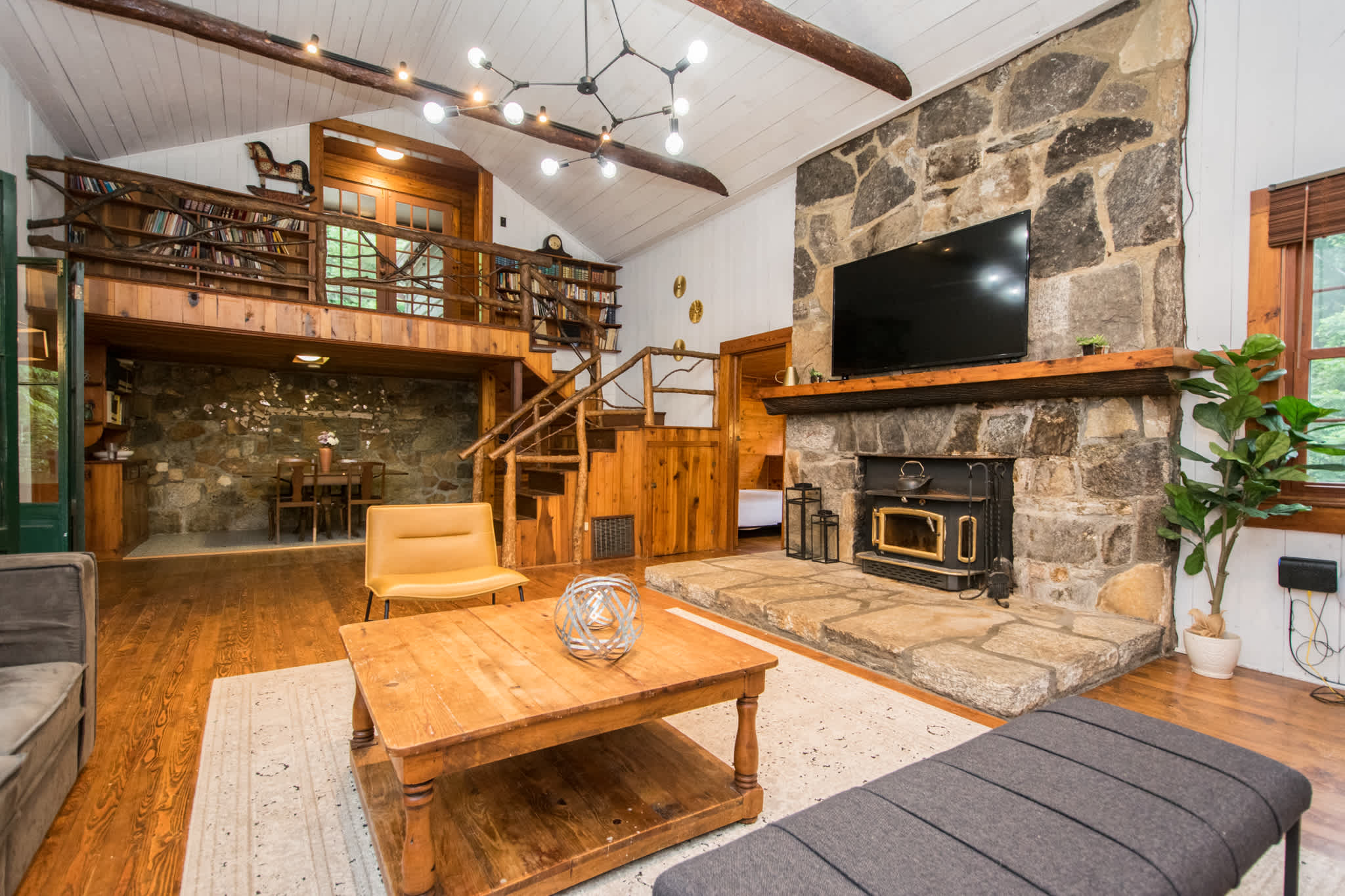 Spacious 4BR w/ Fireplace + Ping Pong | Free Tix — Hendersonville, NC — vacation rental