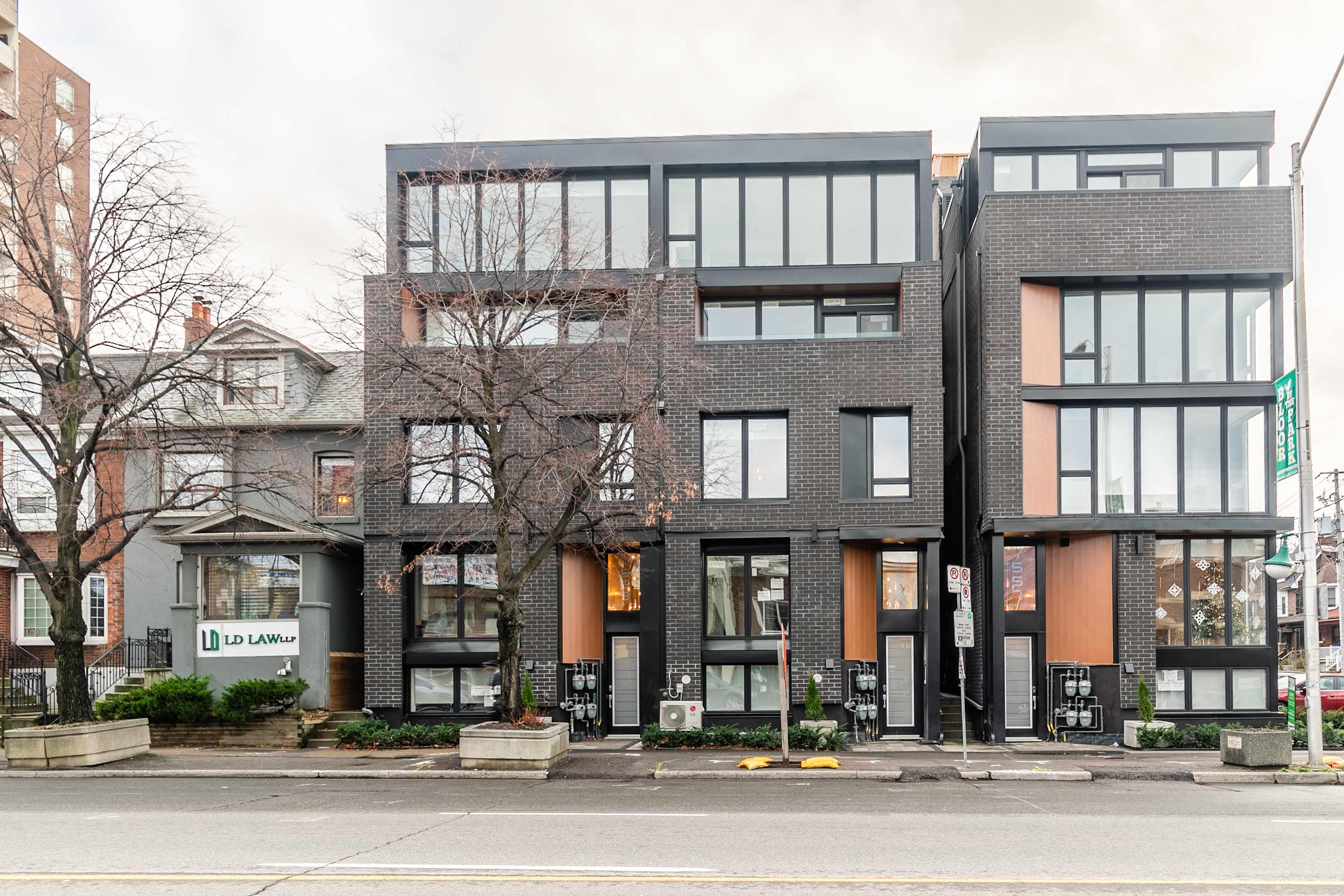 Building Exterior and Street View