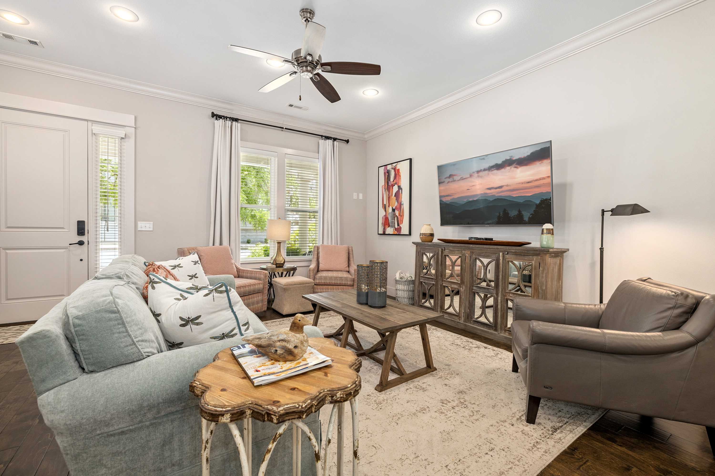 Wright Place - Walk to Downtown - 0.5 mi to UofA — Fayetteville, AR — vacation rental