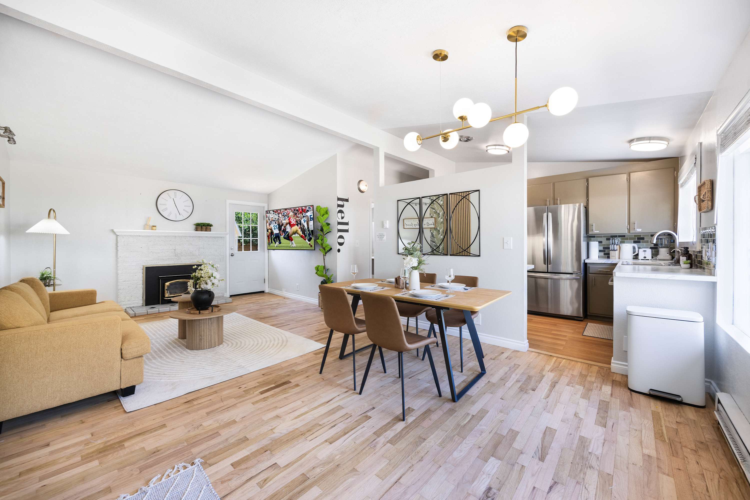 Modern Single-Level 2BR, Easy Access & Office
