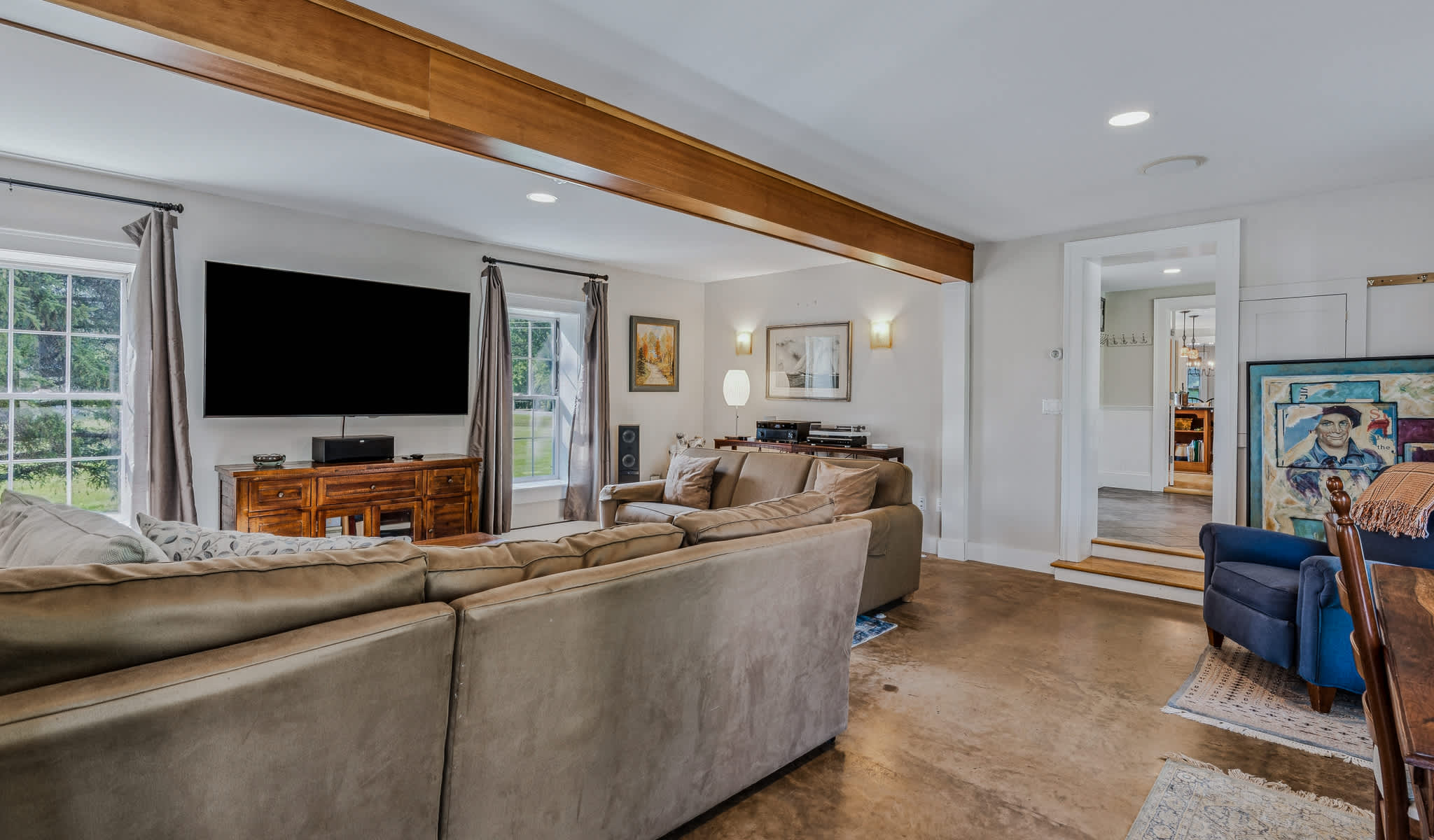 Walk to S6! Pool Table/Fireplace | Saskadena Lodge
