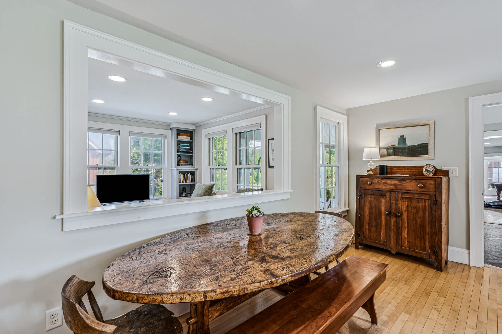 Walk to S6! Pool Table/Fireplace | Saskadena Lodge