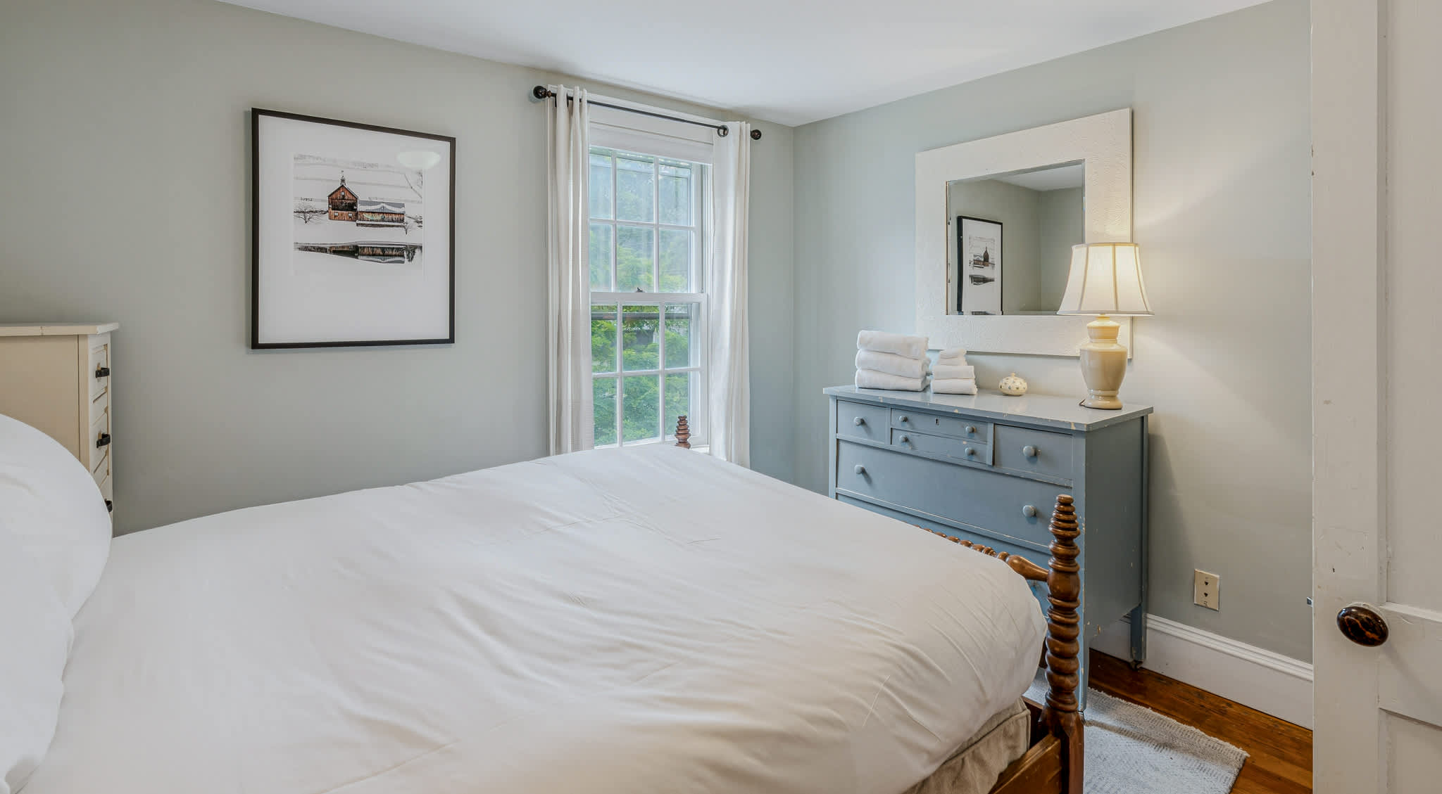 Walk to S6! Pool Table/Fireplace | Saskadena Lodge