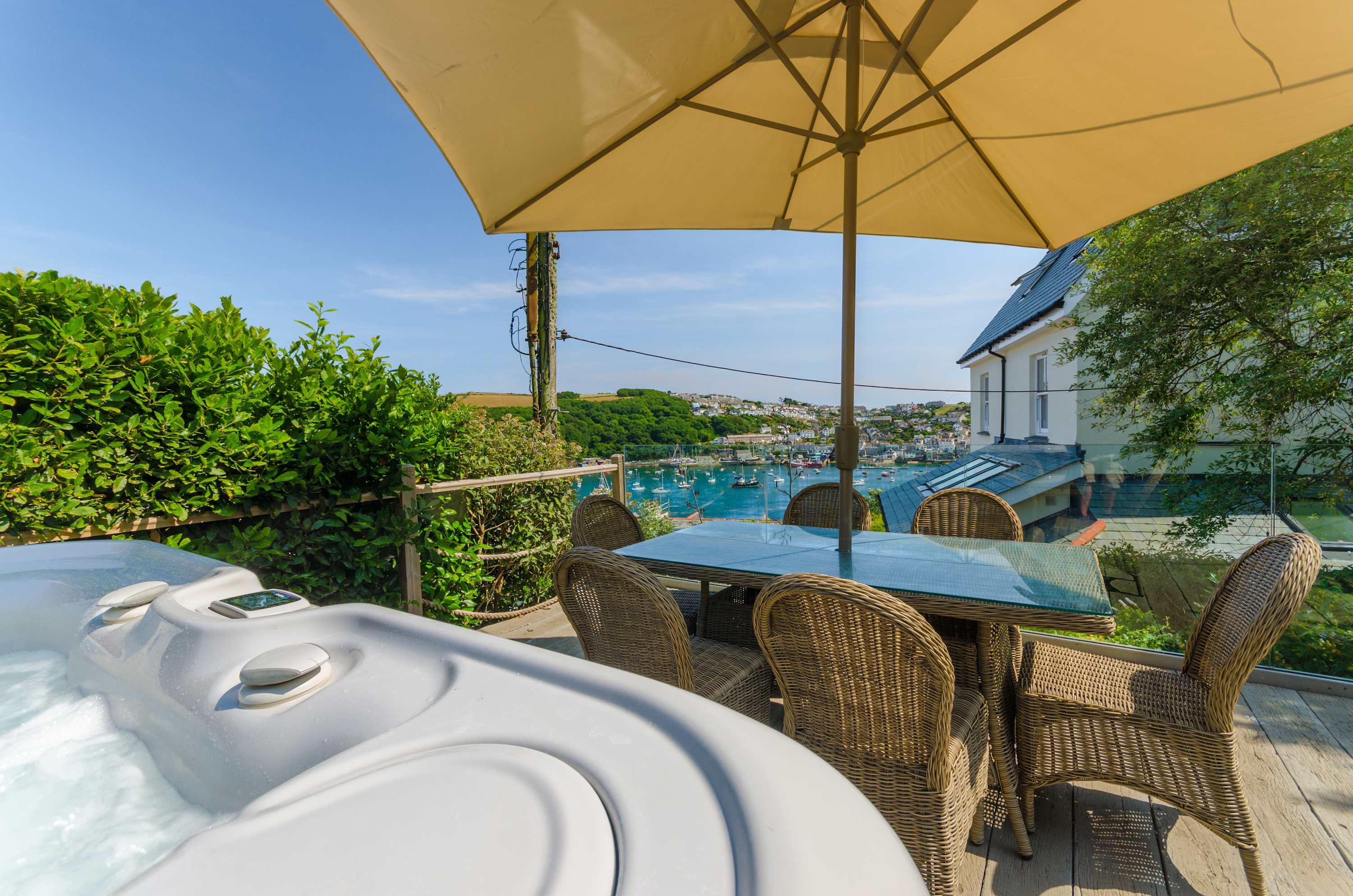 Victorian Schoolhouse w/ Hot Tub & Harbour Views - Foto 30