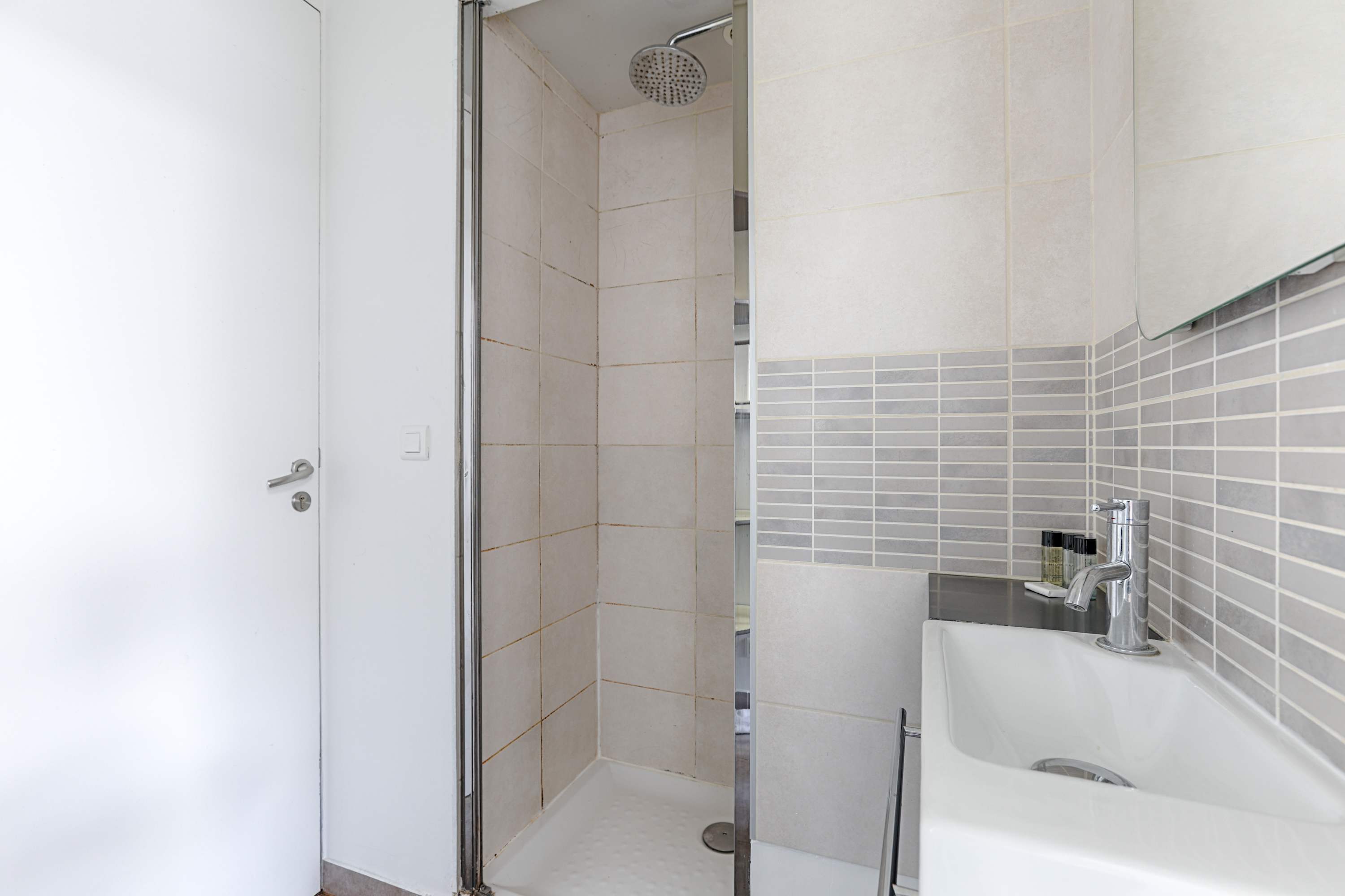 Appartement atypique au coeur des Batignolles – photo 9