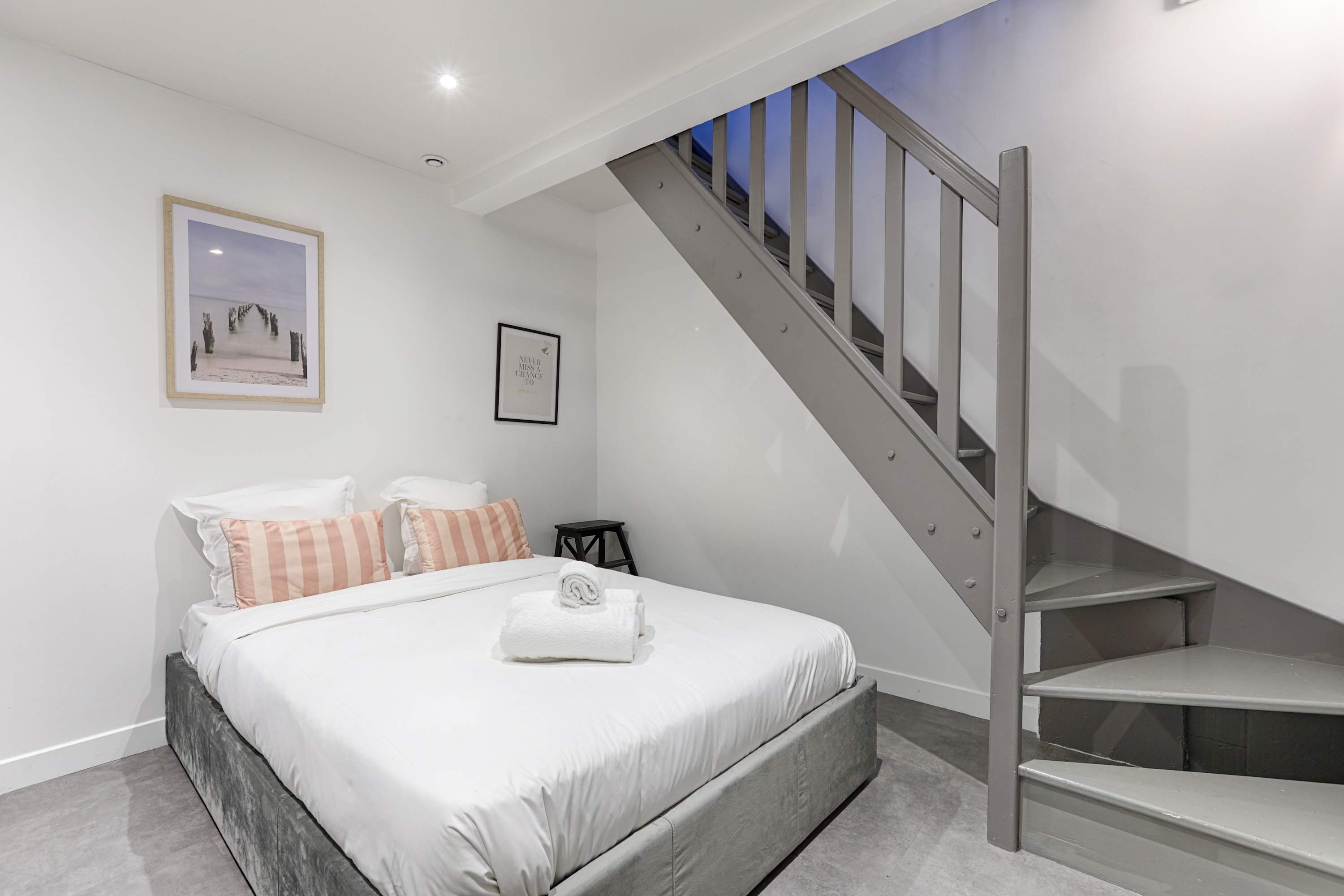 Appartement atypique au coeur des Batignolles – photo 5