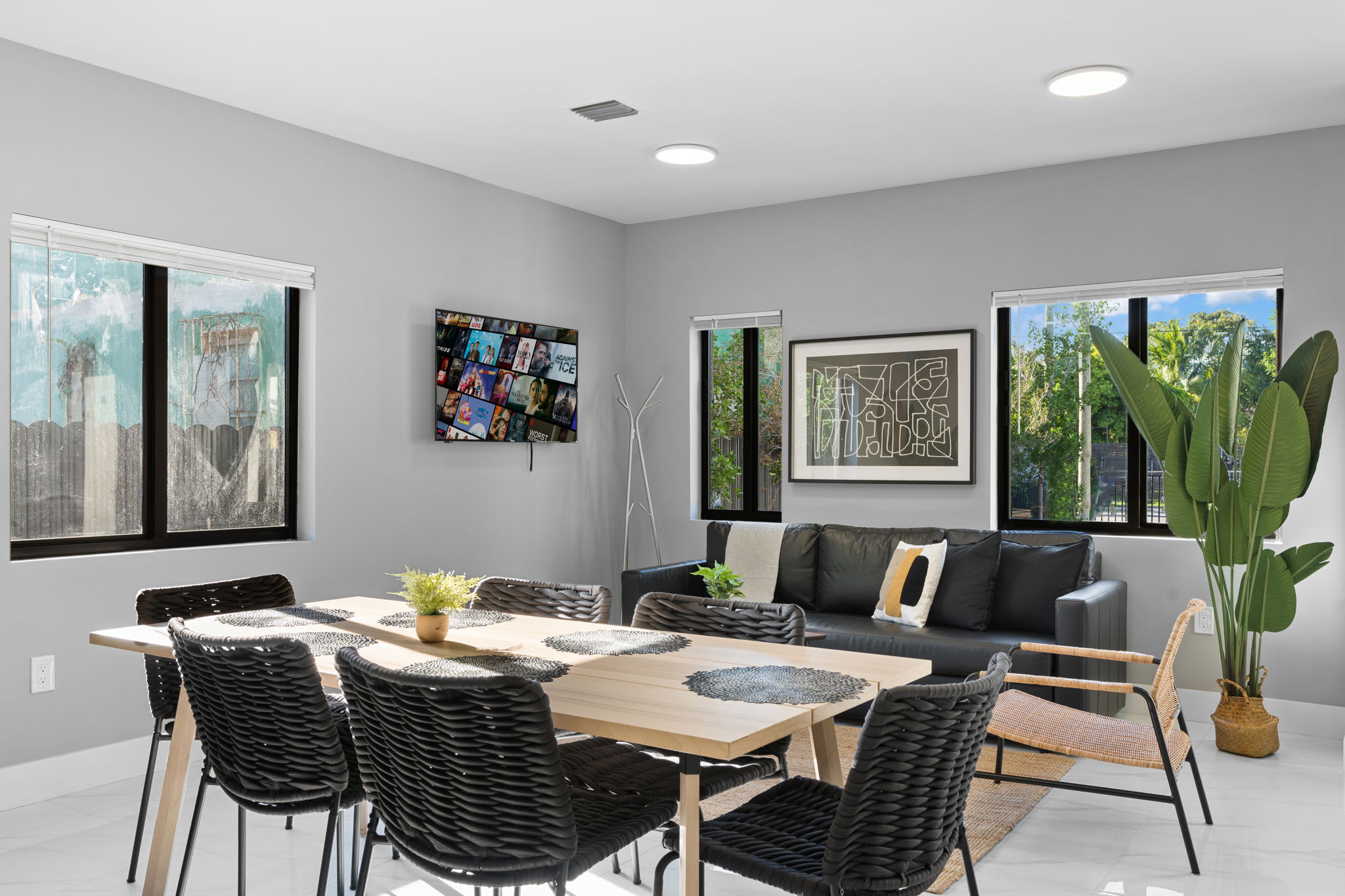 Stylish Townhouse Steps from Wynwood