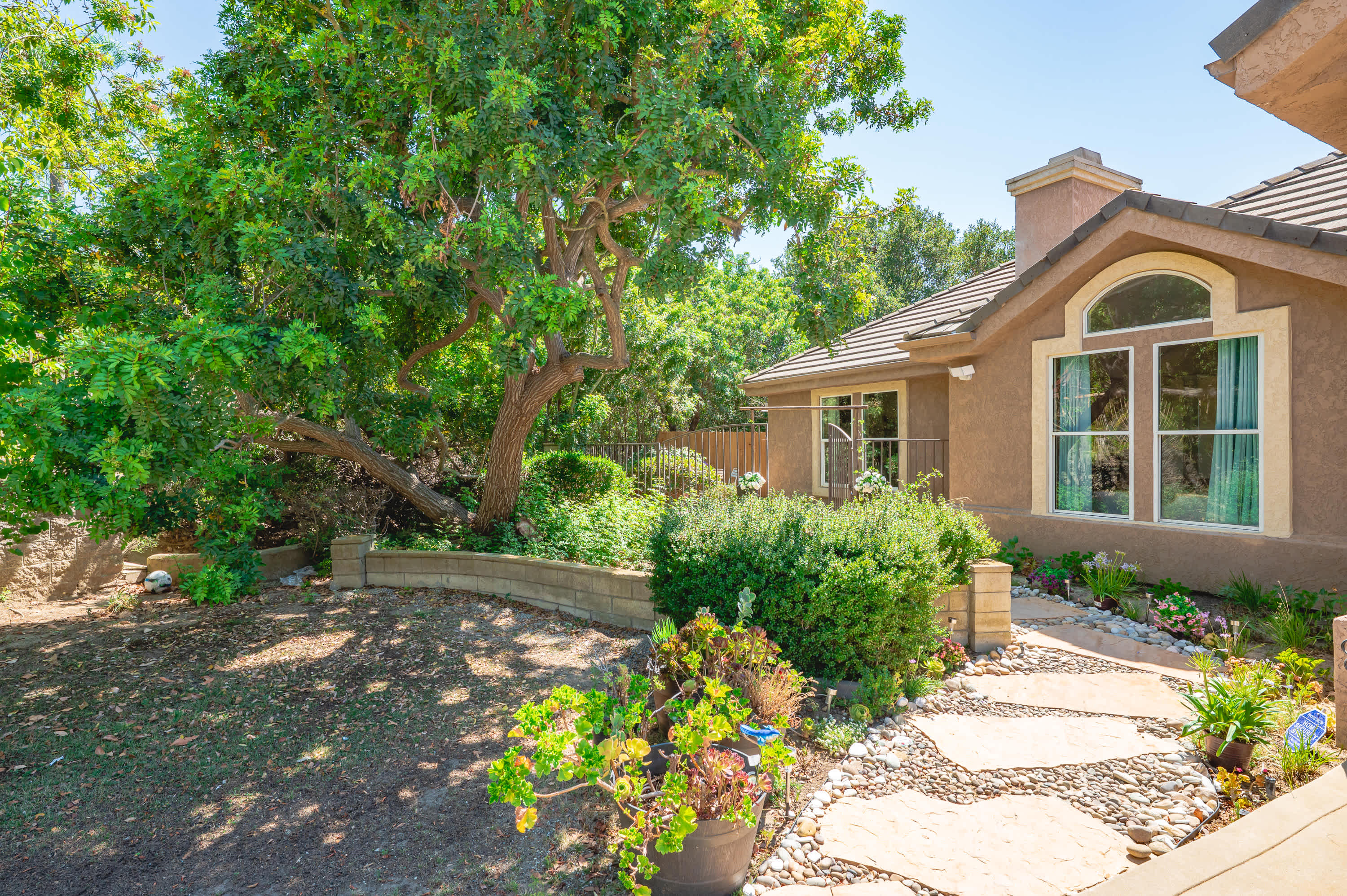 Chino Hills 2 BR Furnished Home photo 5