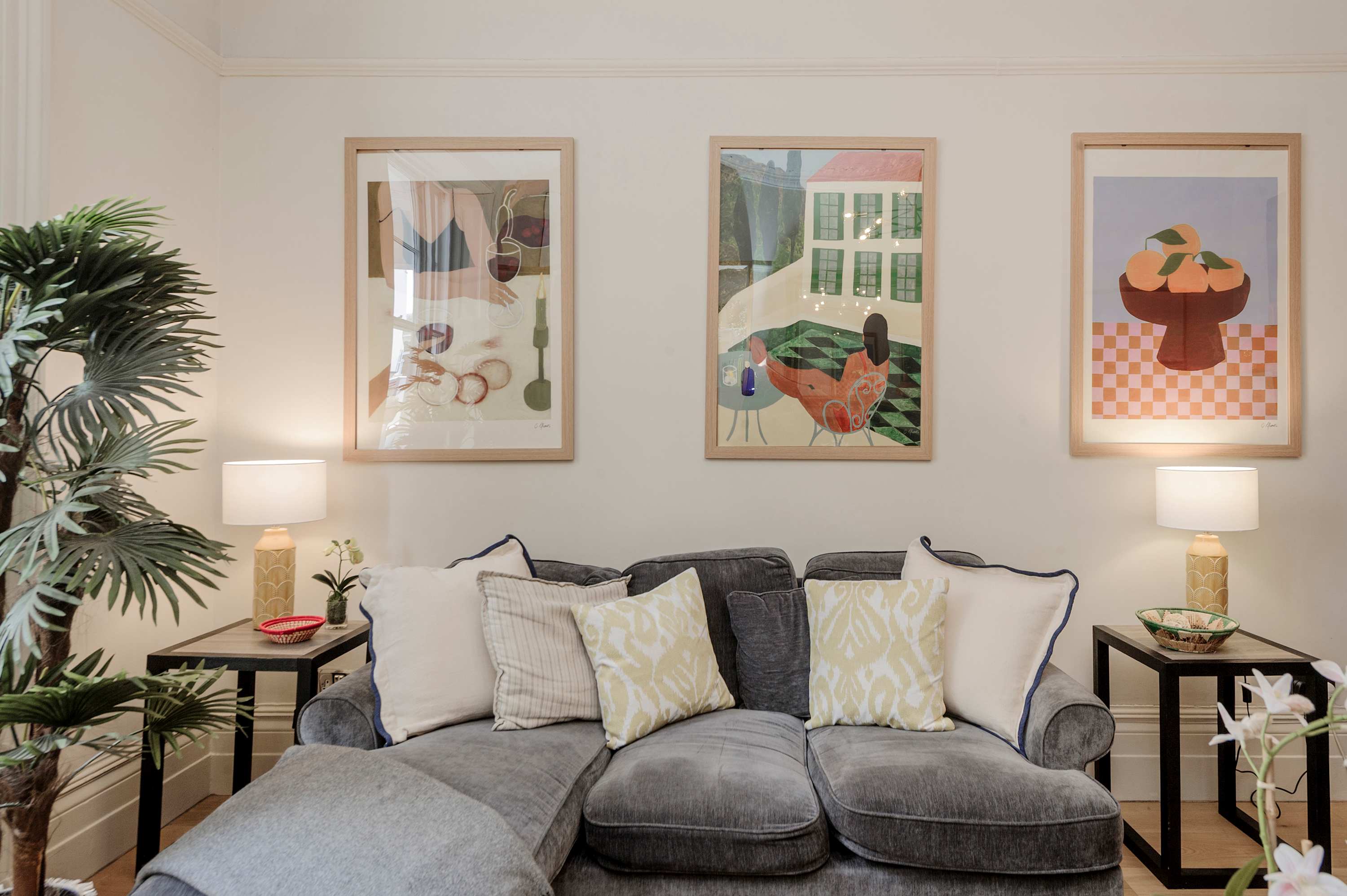 2-bed flat in Paddington - Hyde Park in 7 Devonshire Terrace W2 3DN - Property image 2 - VivreStays