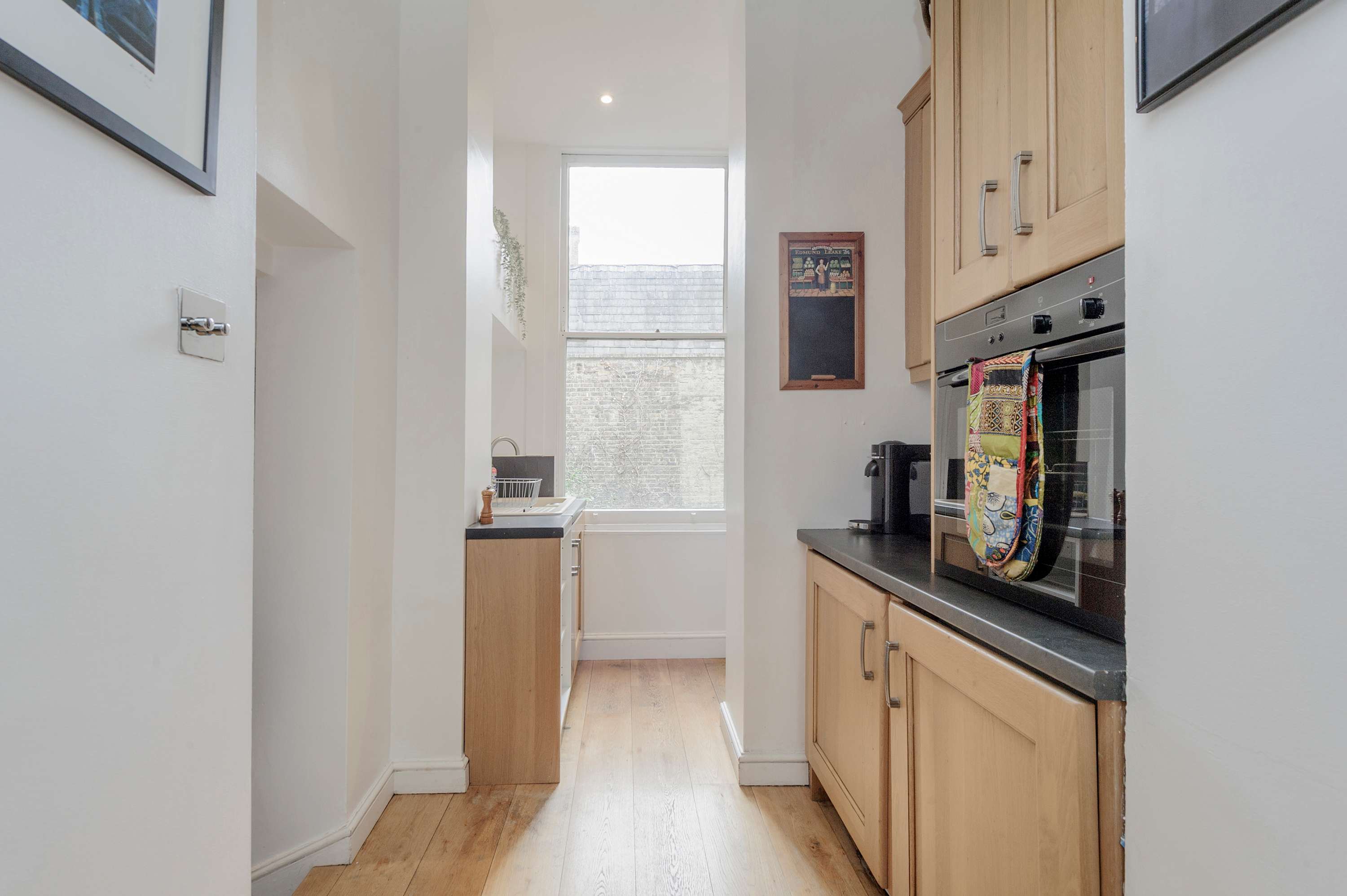 2-bed flat in Paddington - Hyde Park in 7 Devonshire Terrace W2 3DN - Property image 25 - VivreStays