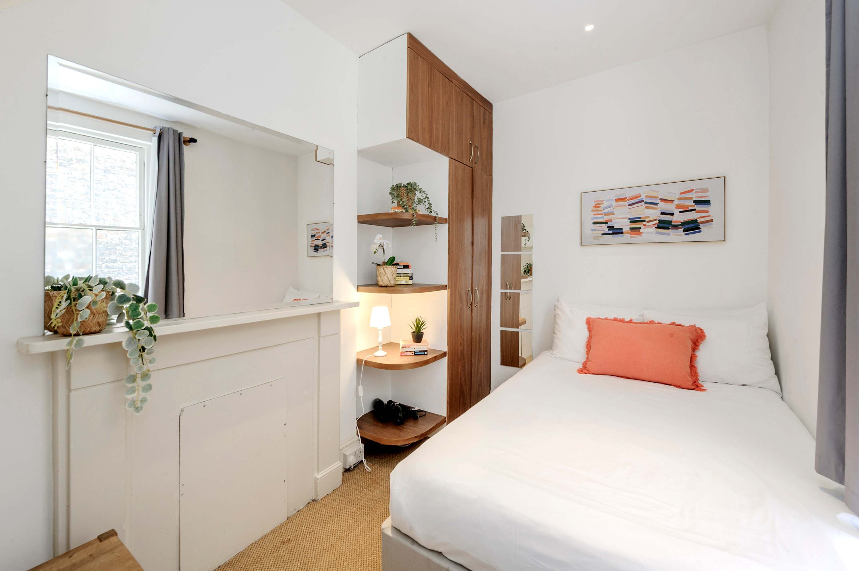 2-bed flat in Paddington - Hyde Park in 7 Devonshire Terrace W2 3DN - Property image 18 - VivreStays