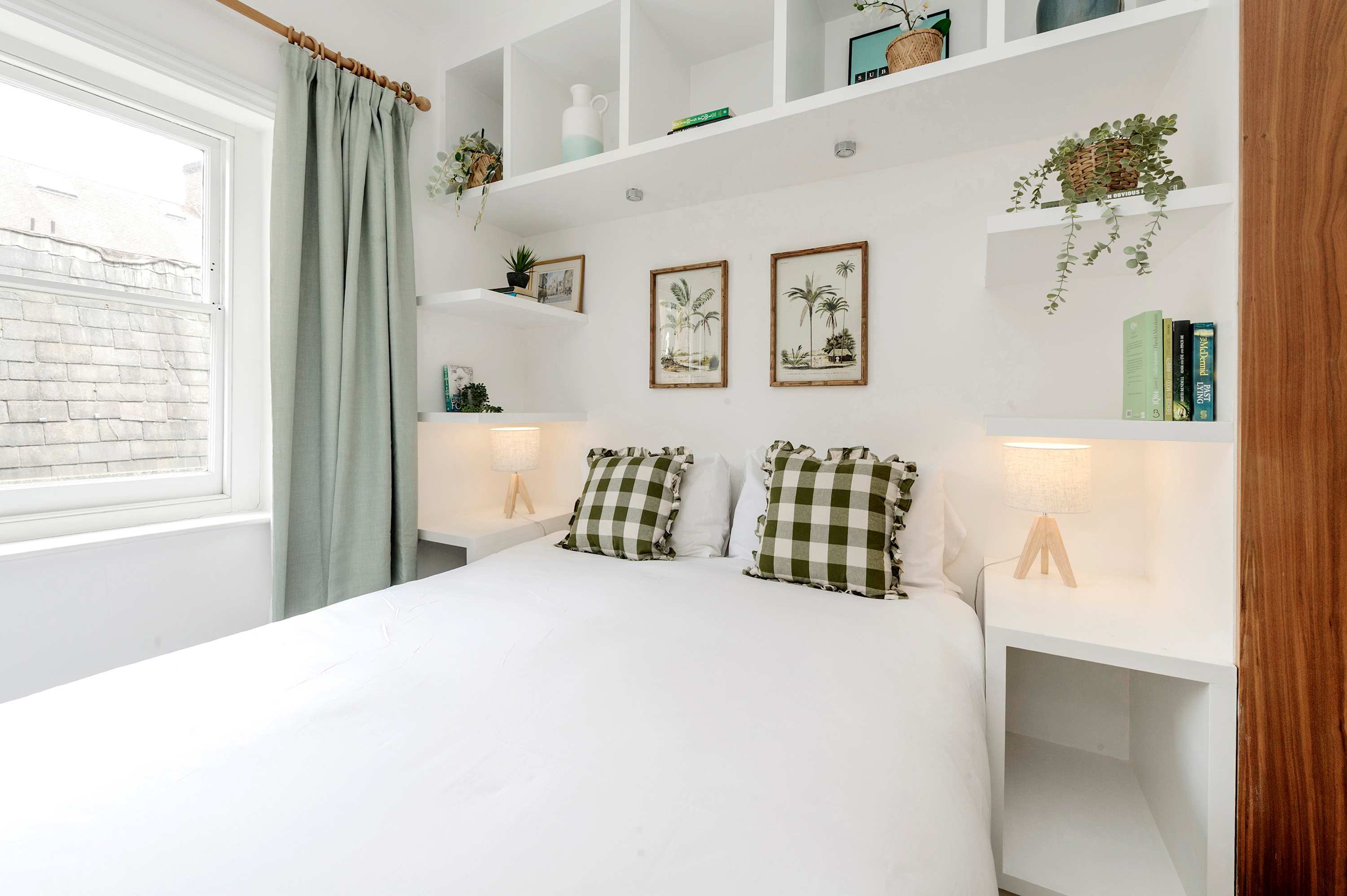2-bed flat in Paddington - Hyde Park in 7 Devonshire Terrace W2 3DN - Property image 4 - VivreStays