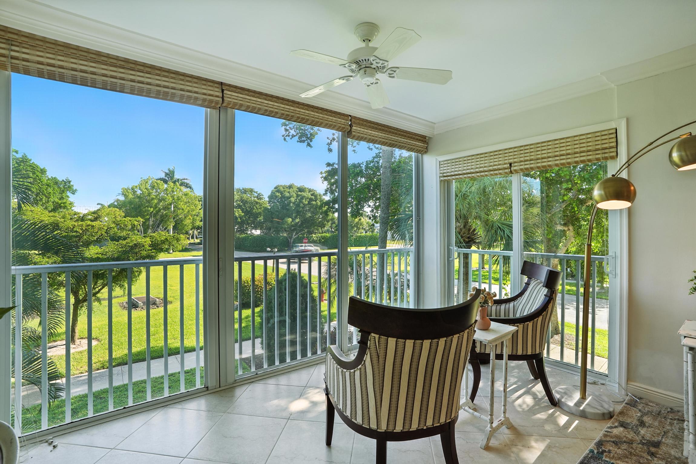 Olde Naples Condo Walk to Beach Dining | Photo 2