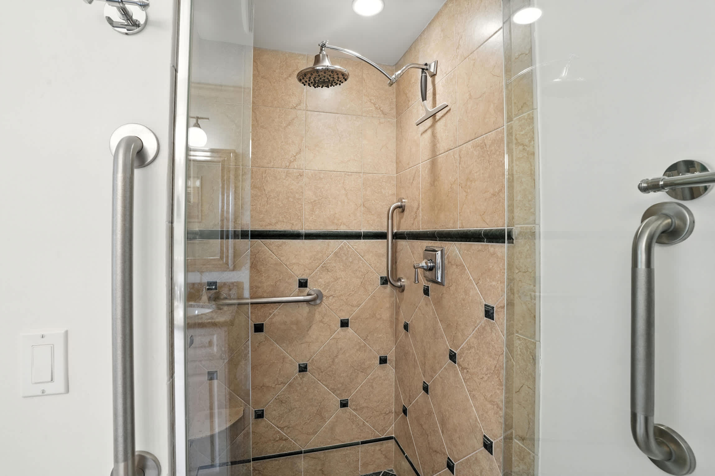 Olde Naples Condo Walk to Beach Dining | Photo 19