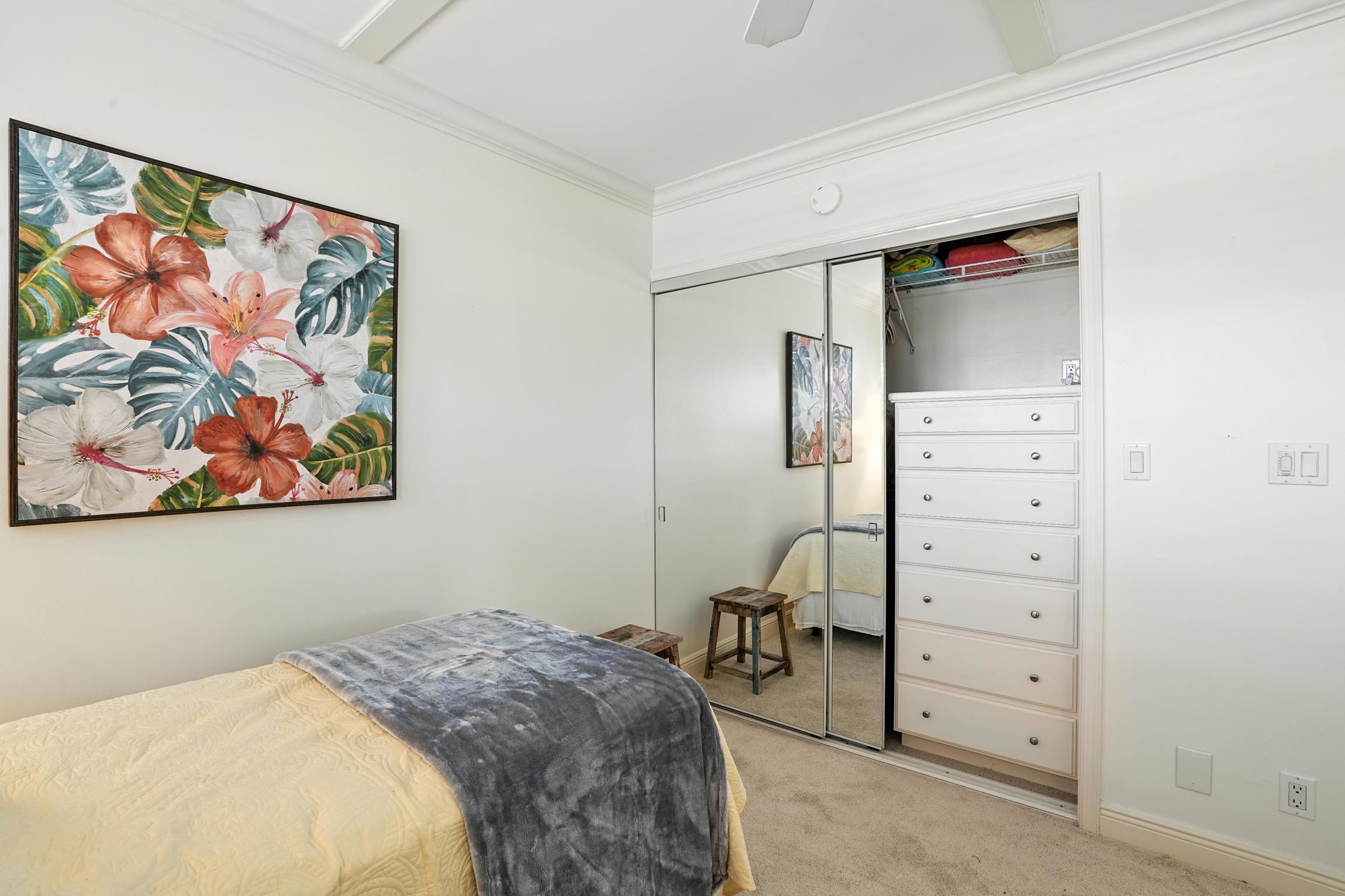 Olde Naples Condo Walk to Beach Dining | Photo 22