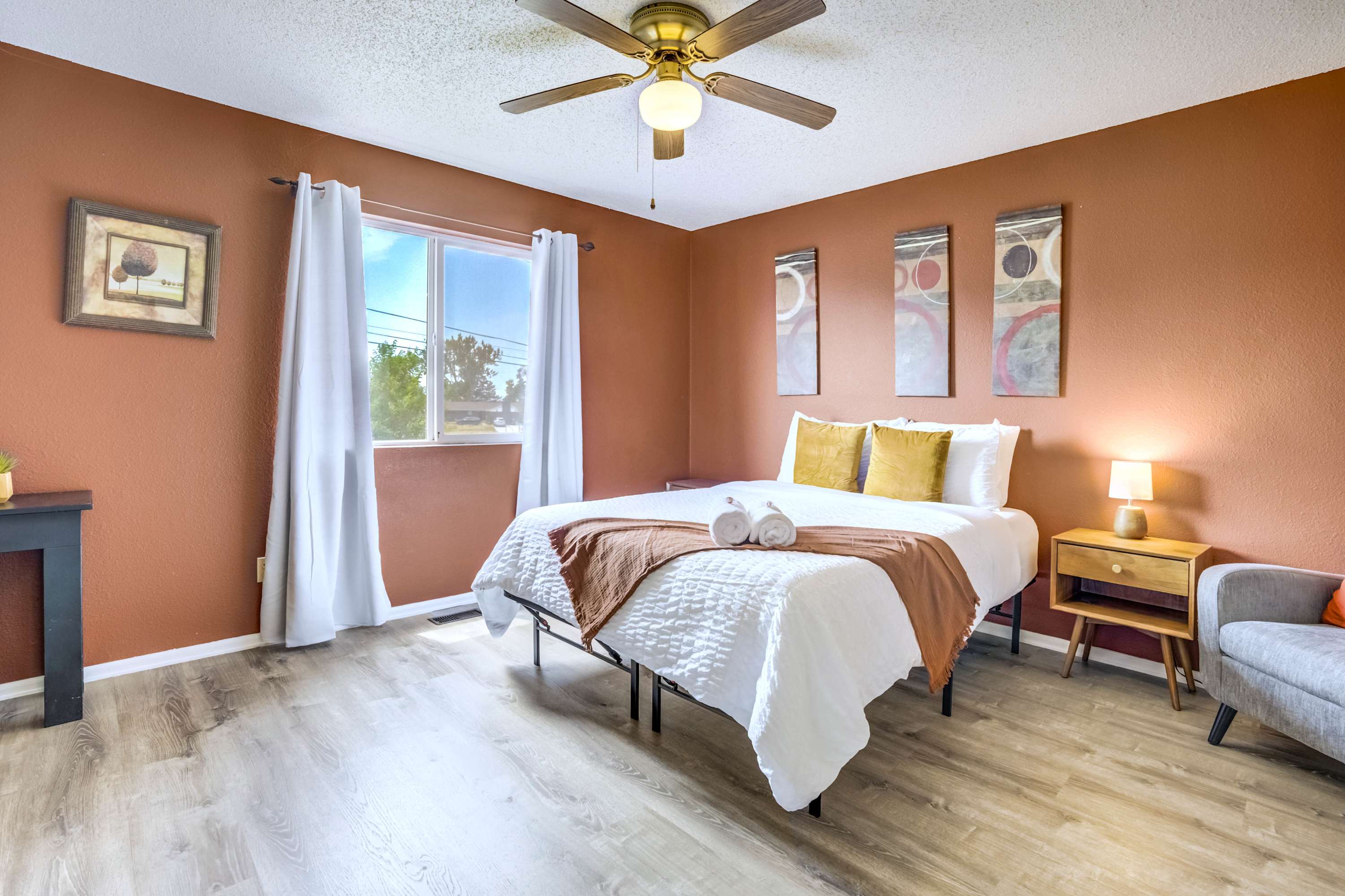 Witches Hollow! Pet-Friendly Retreat Near Airport