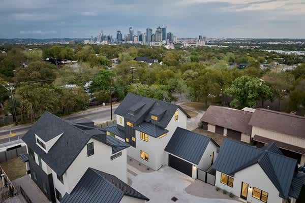 Luxury Pool Retreat, Game Room, Sleeps 24 — Austin, TX — vacation rental
