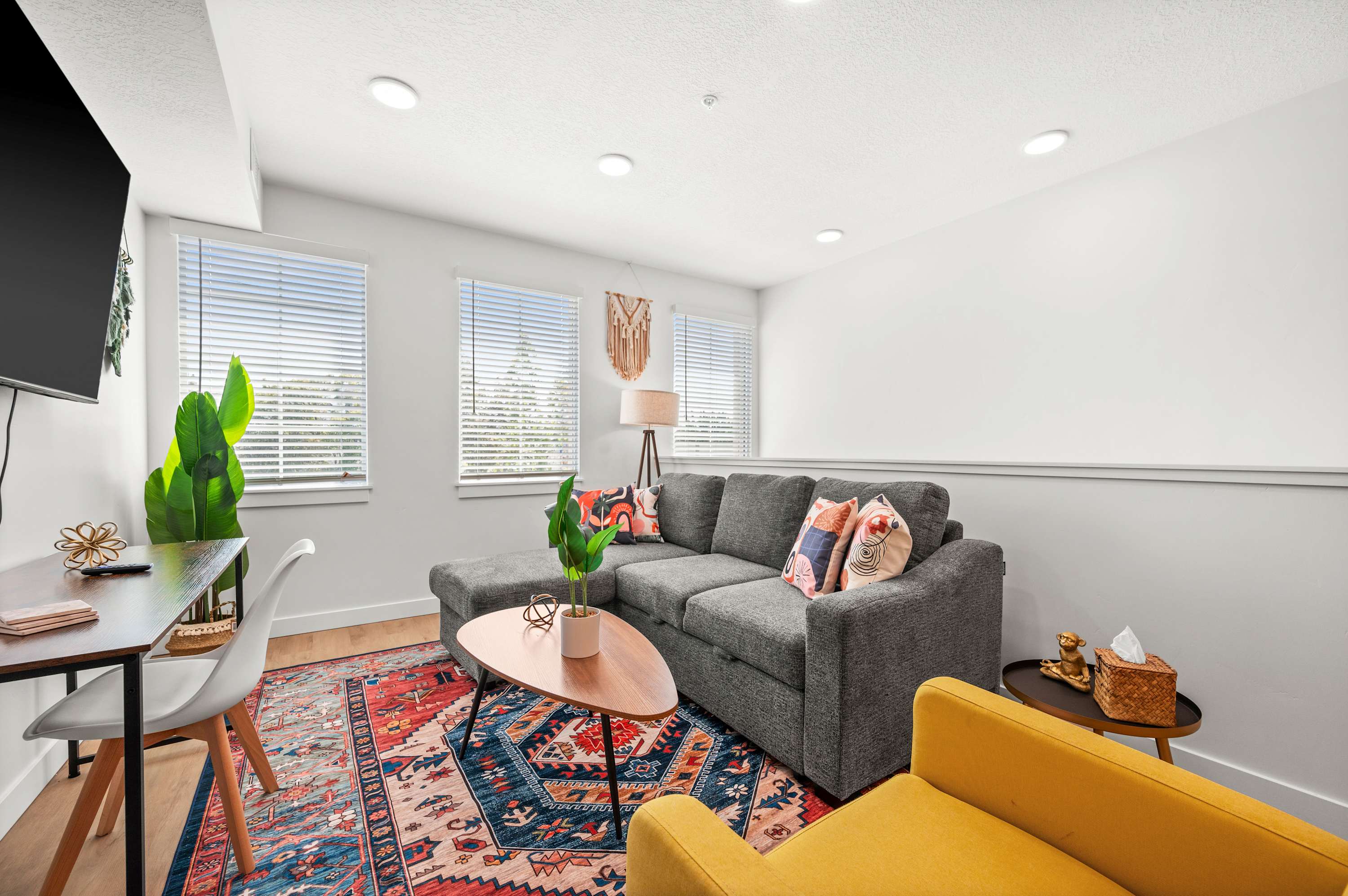 SLC - Airport - 2BR Townhome King BD - Garage