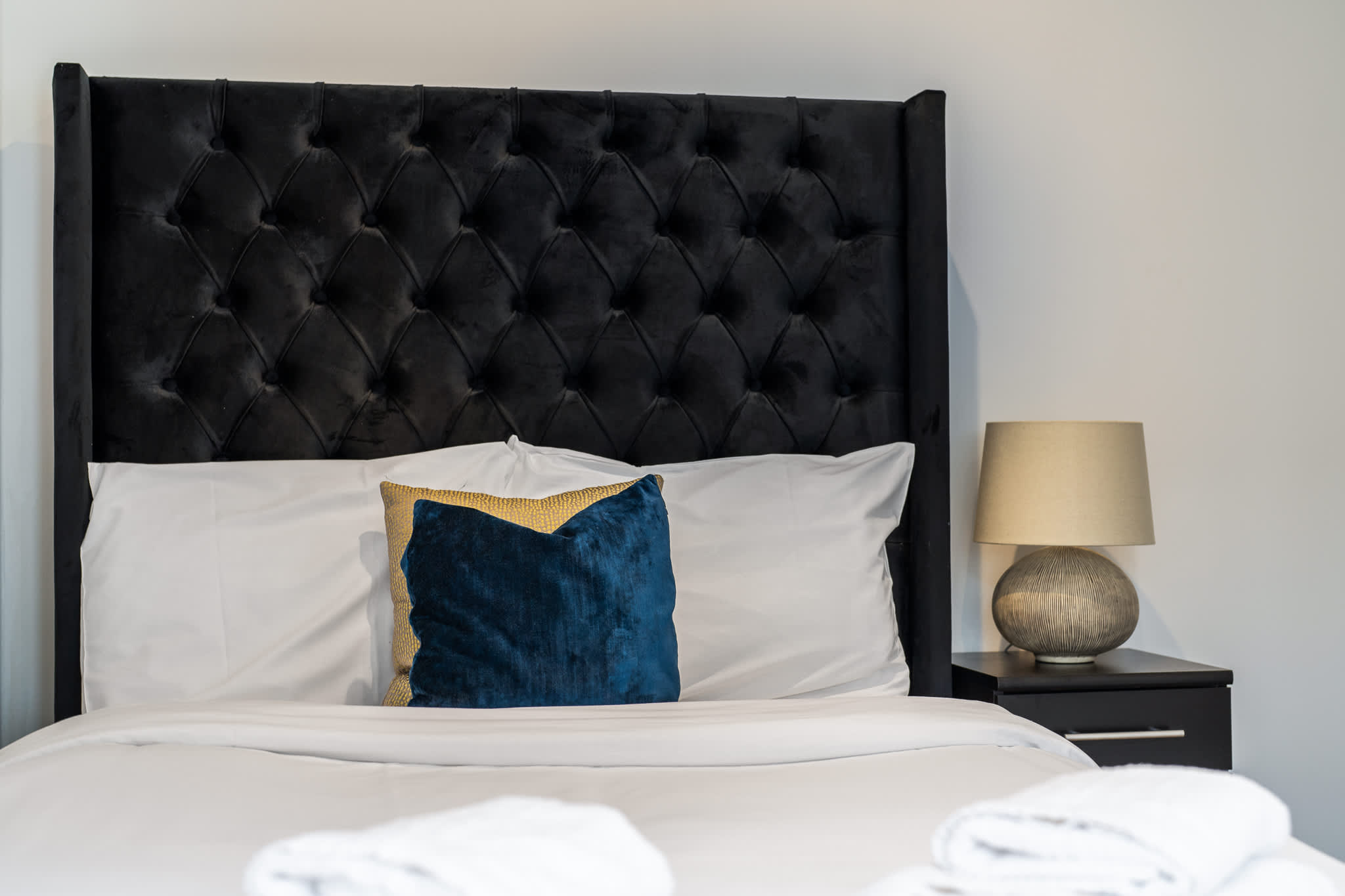 Modern Two-Bedroom Flat in Mayfair in Hertford Street W1J 7SS - Property image 9 - VivreStays