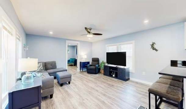 37259 Alabama Dr