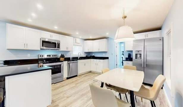 37259 Alabama Dr