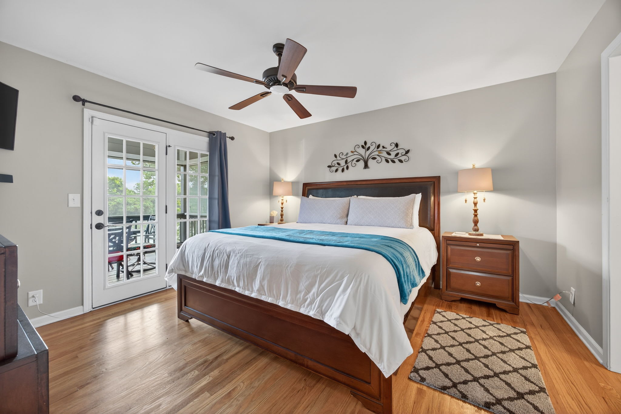 Luxury East Nashville Resort 3BR Home-Fire Pit-10