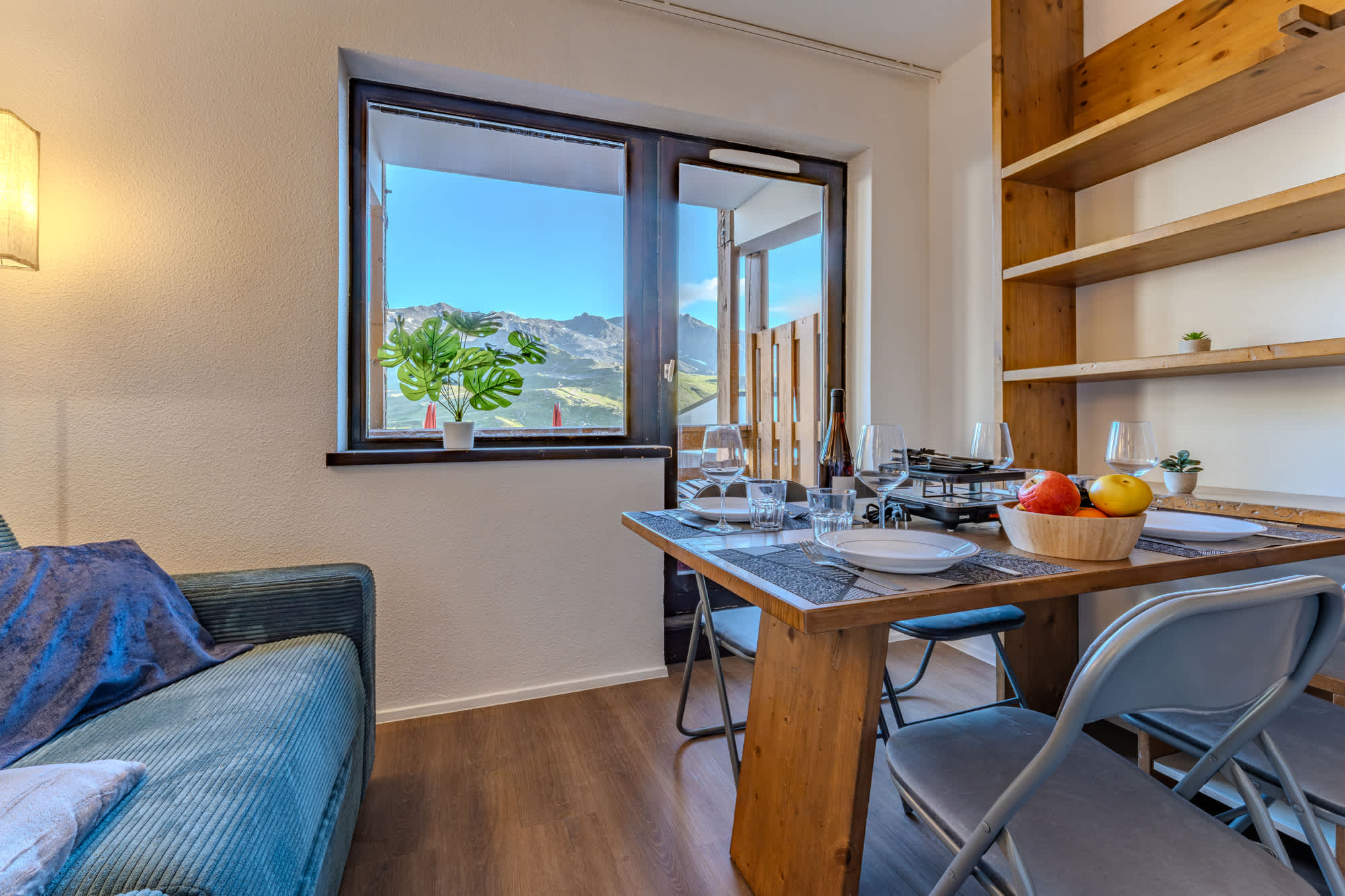 Warm Alpine Base with Ski-In/Out — Val Thorens, Auvergne-Rhône-Alpes — vacation rental