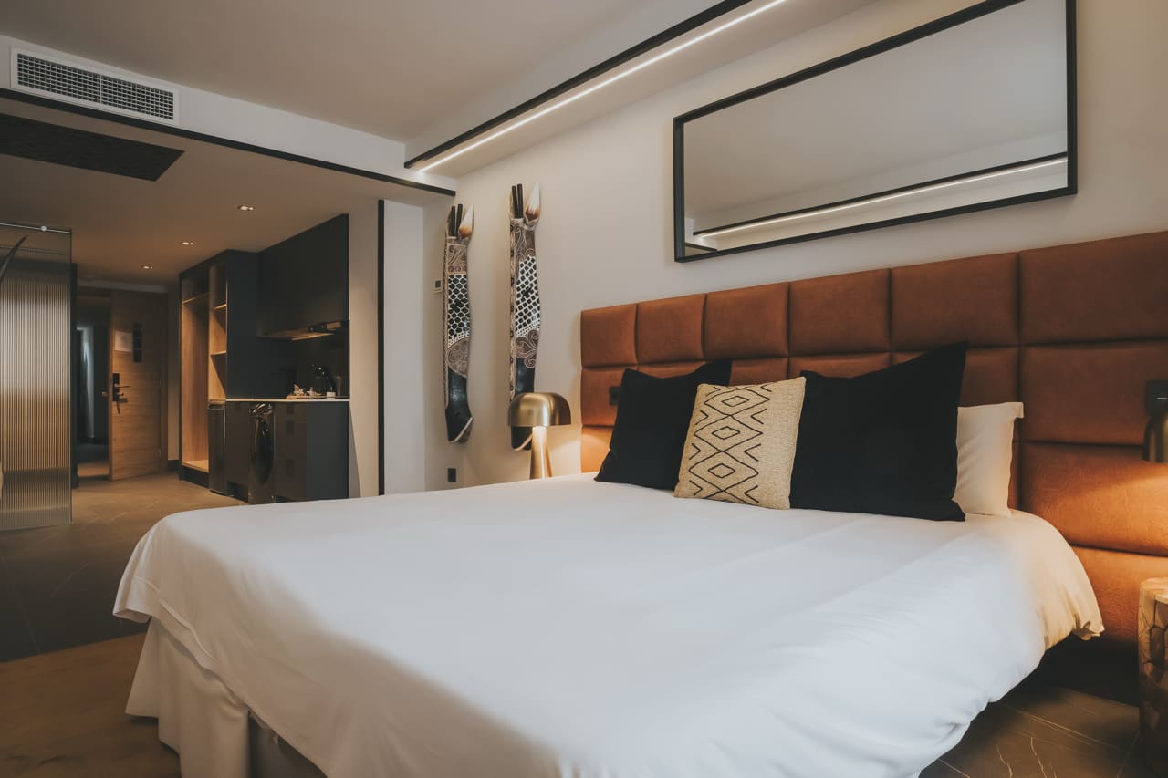 Poem Suites by Airnest • Apartment with Bay View — Las Palmas de Gran Canaria, Canarias — vacation rental