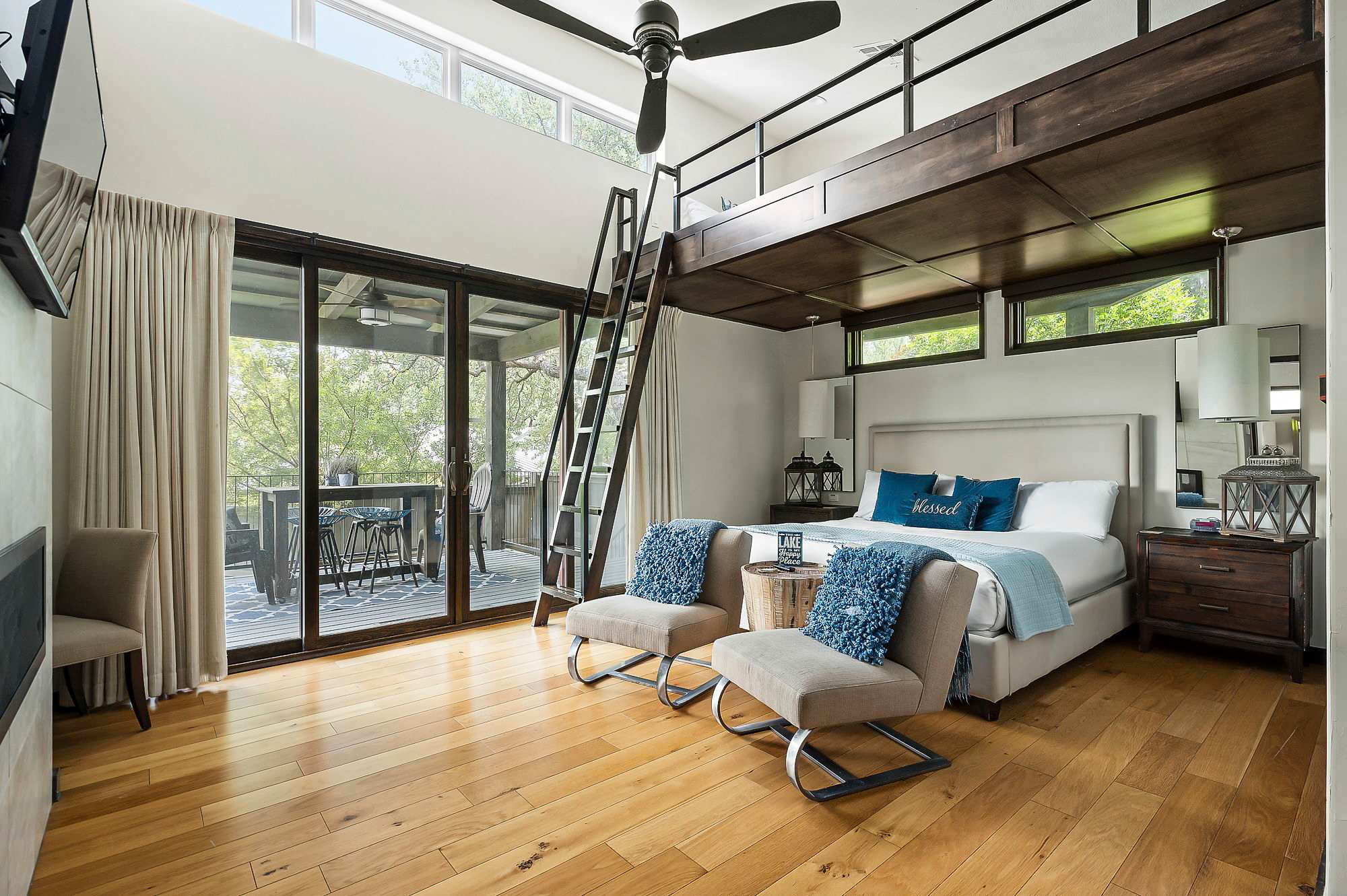 Charming Lake Getaway with Loft | Pickleball | BBQ — Lake Travis, TX — vacation rental