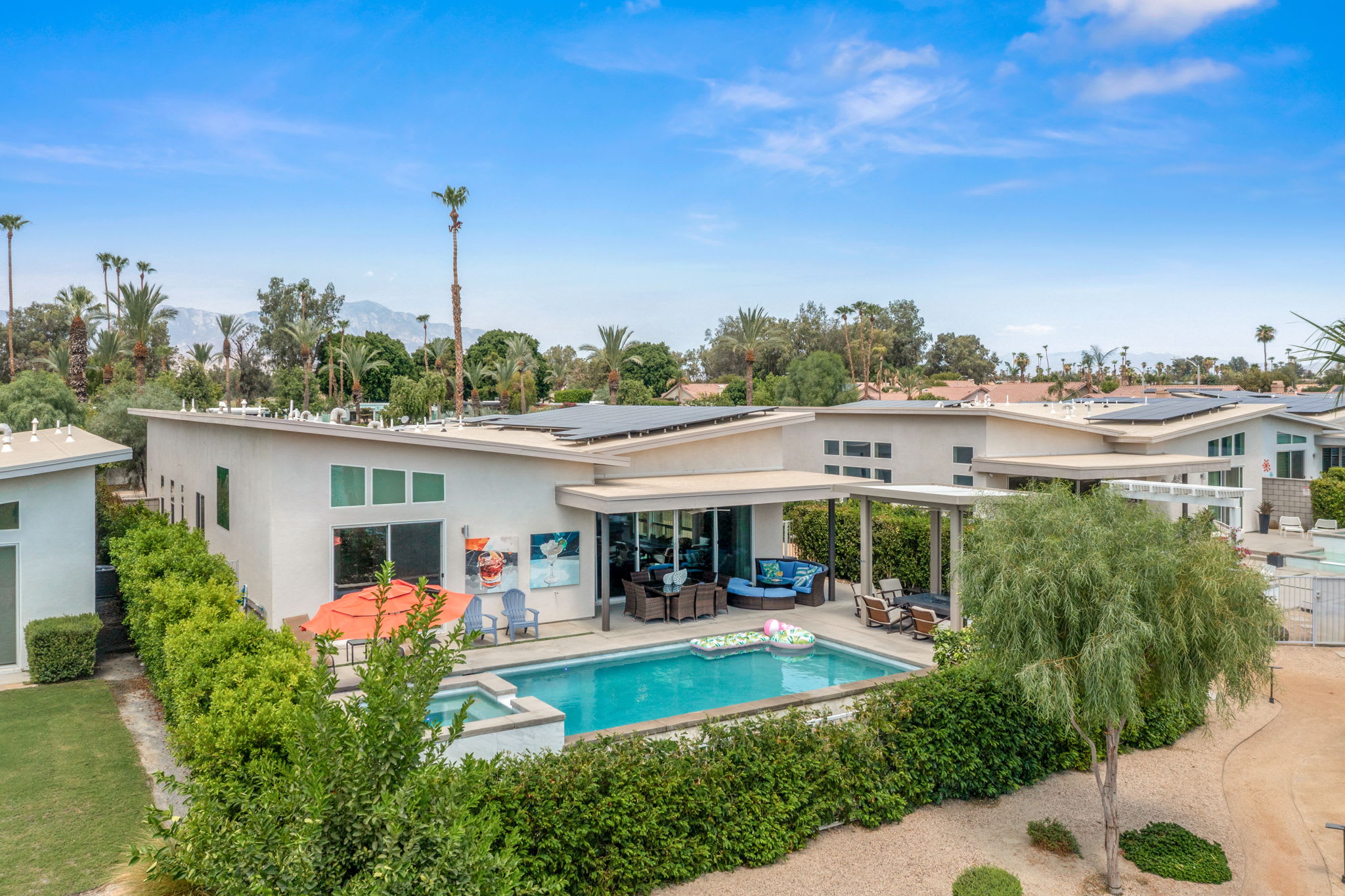 Private Pool & Spa | The Dakota in Indian Wells, California by Luxus Vacation Properties