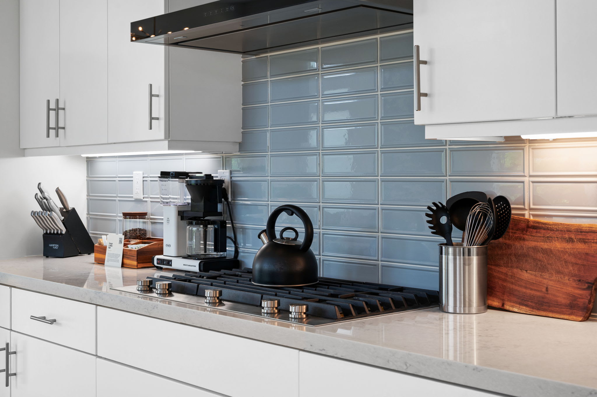 Kitchen | The Dakota in Indian Wells, California by Luxus Vacation Properties