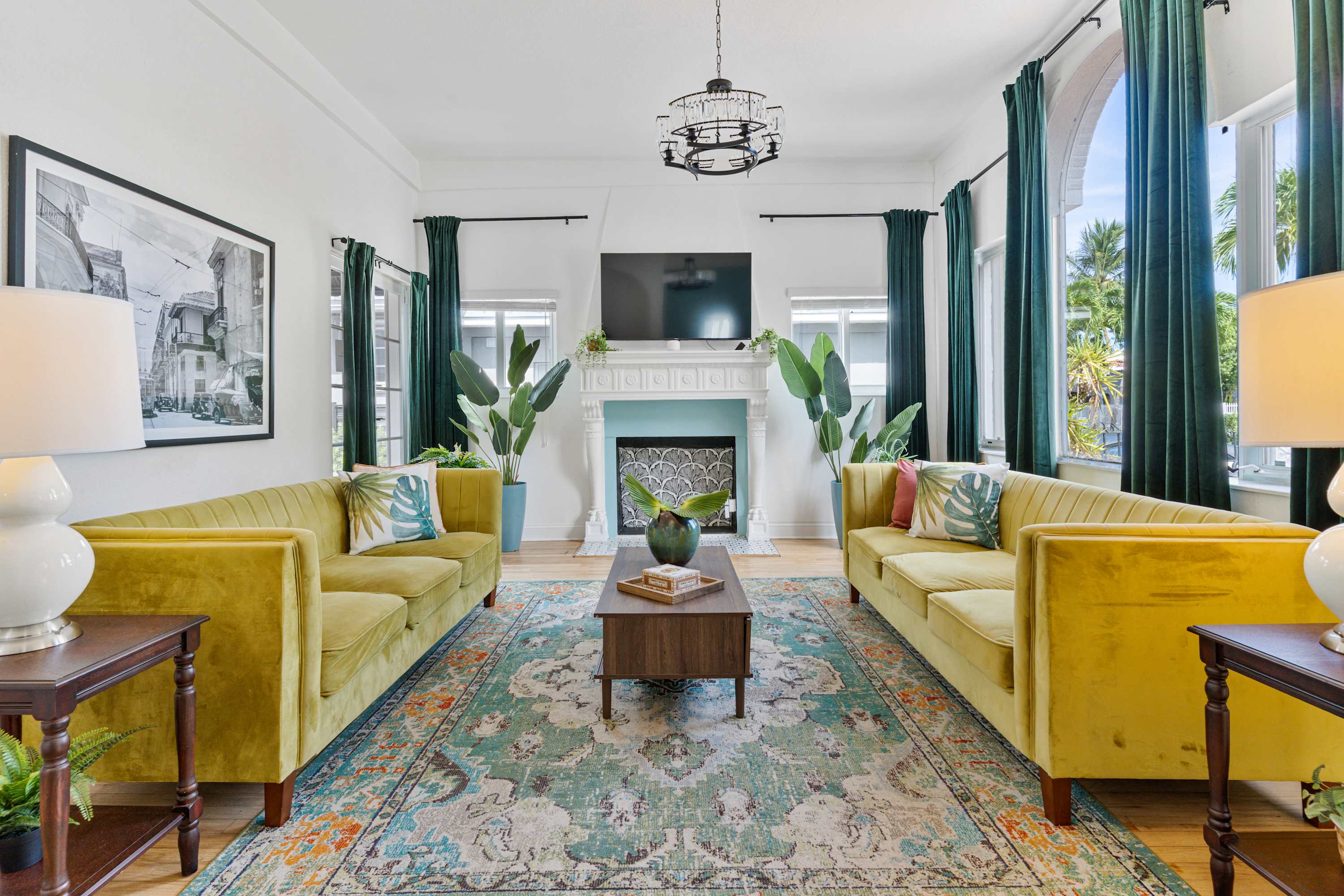 Charming Little Havana House w/ Hot Tub