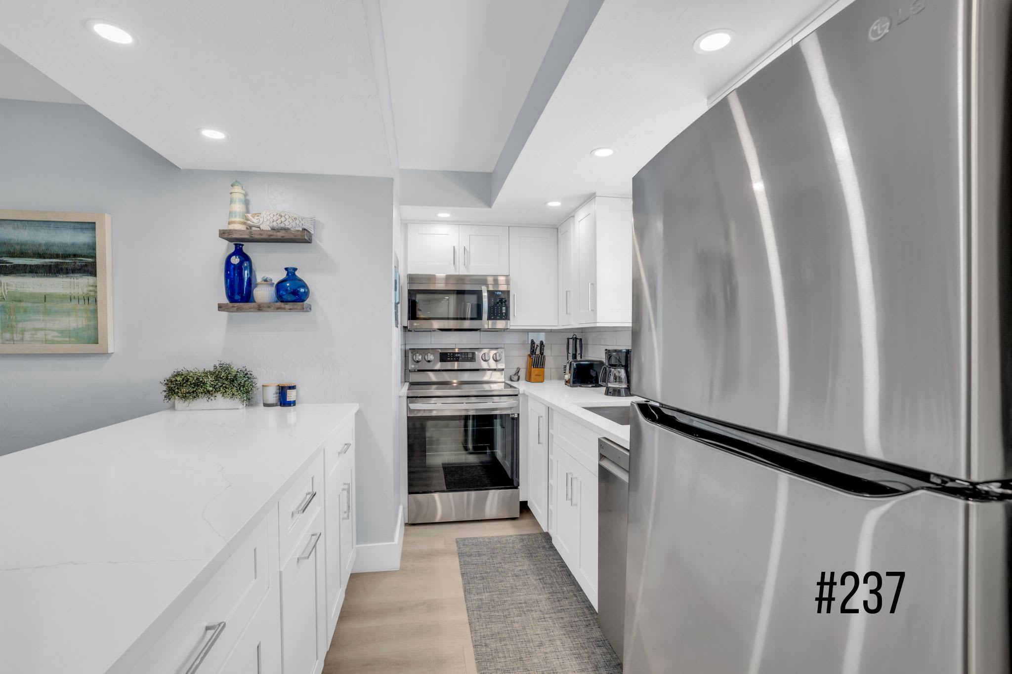 E 234 F 237 Perfect for Group Travel | Photo 19