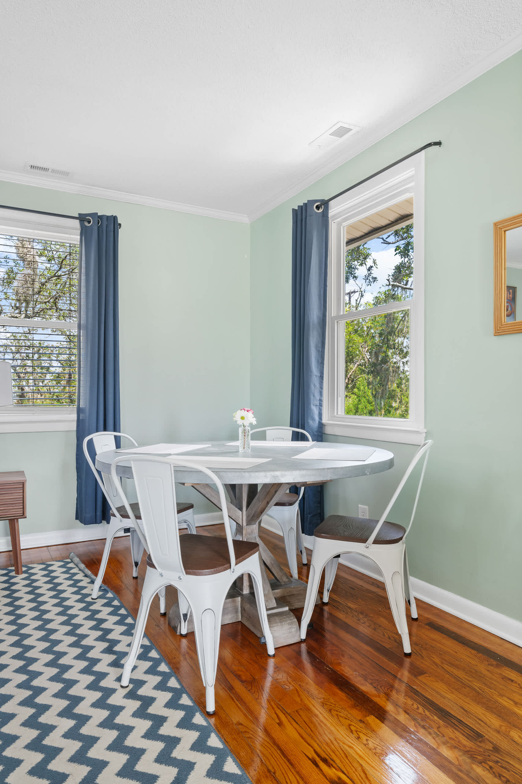 Dining seating for your group 